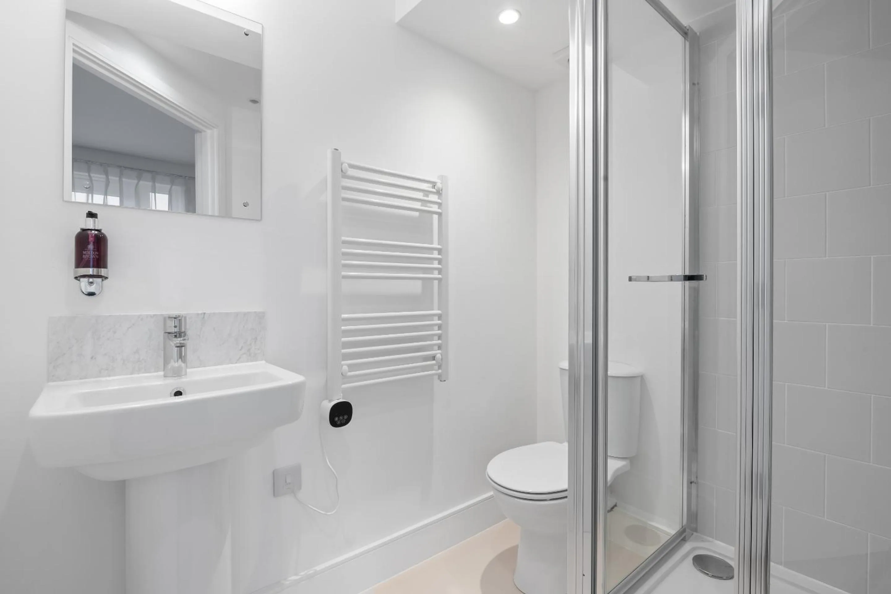 Bedroom in Navigation Yard