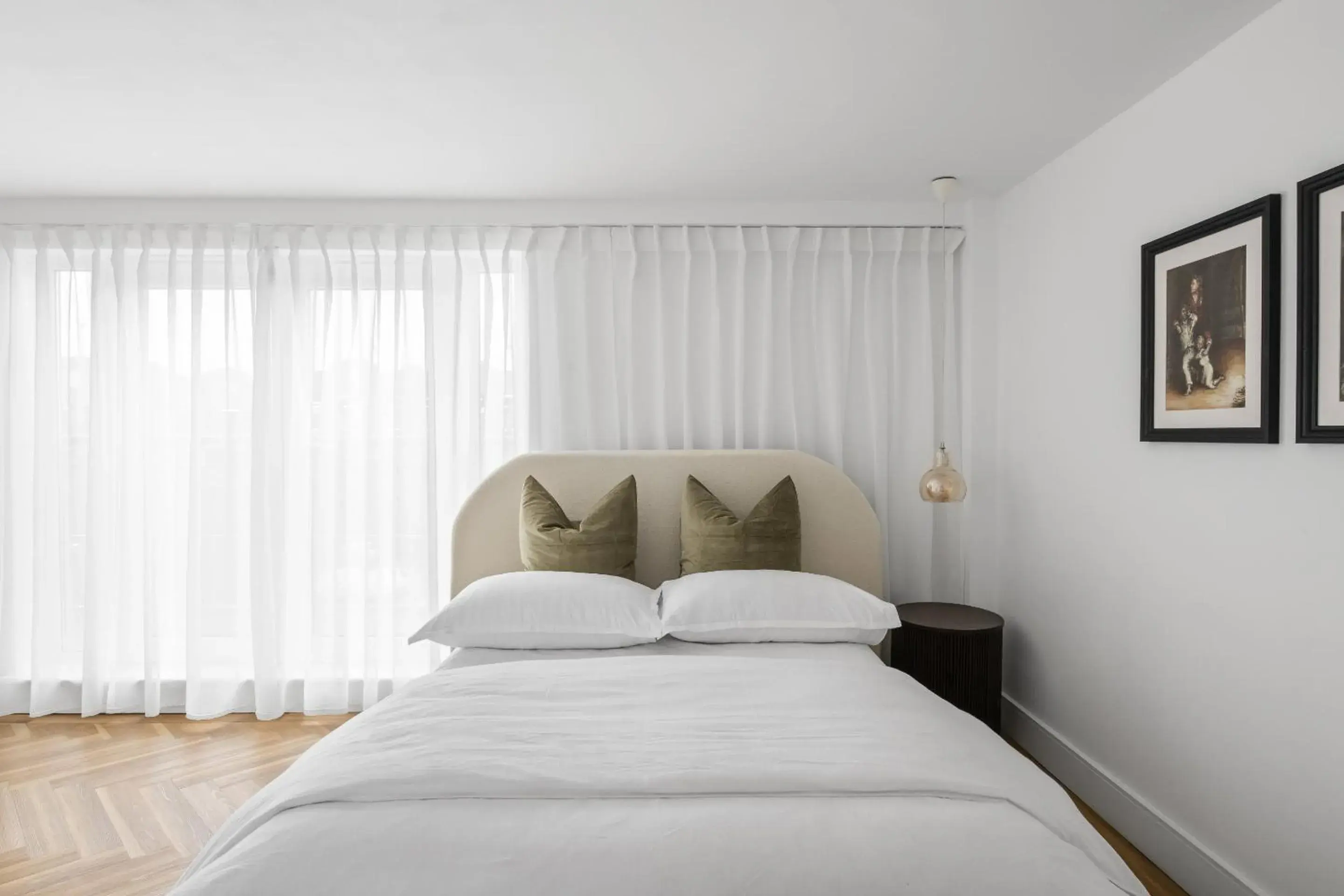 Two-Bedroom Apartment with Balcony in Navigation Yard Two-Bedroom Apartment with Balcony in Navigation Yard