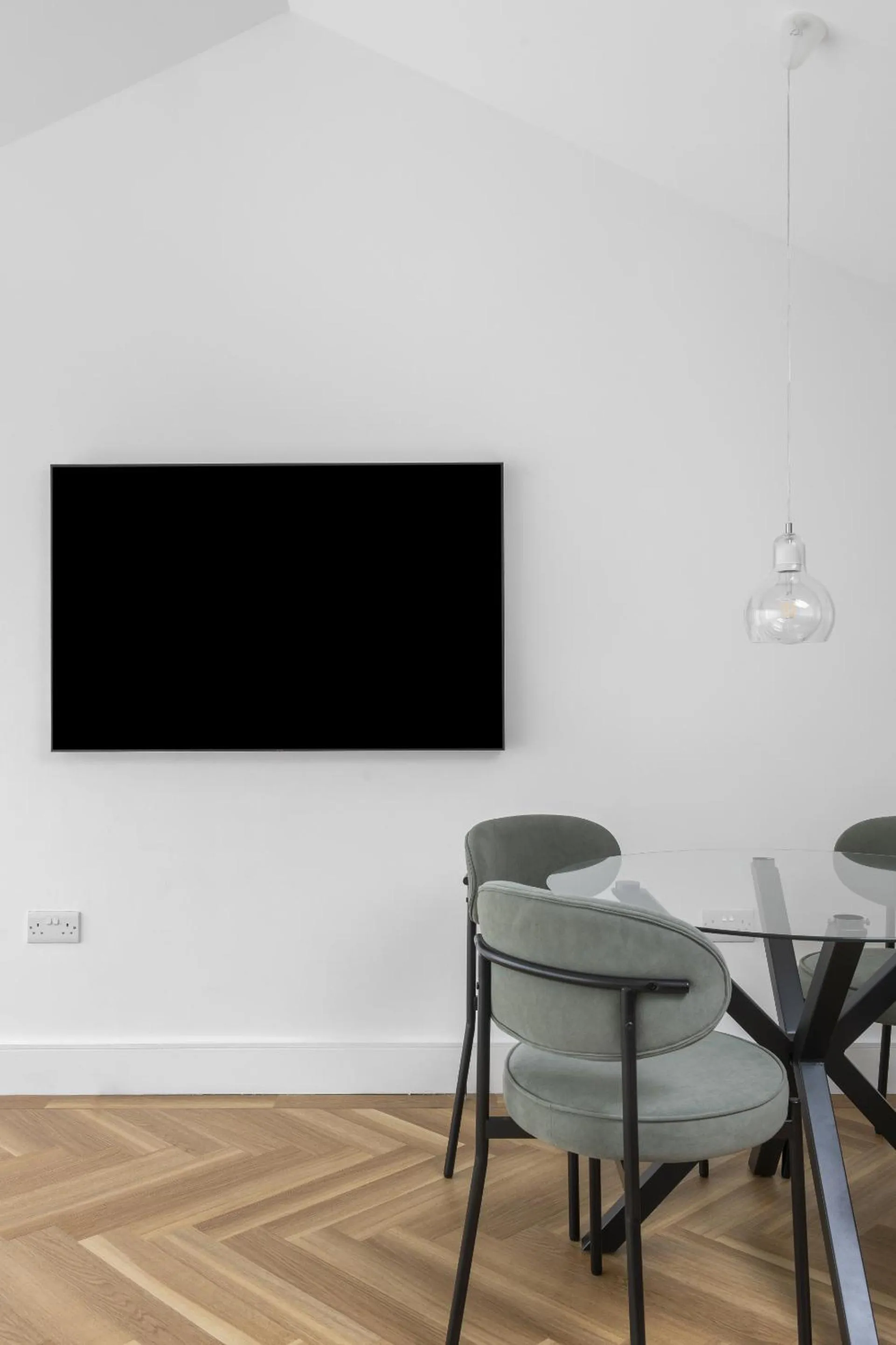 Living room in Navigation Yard