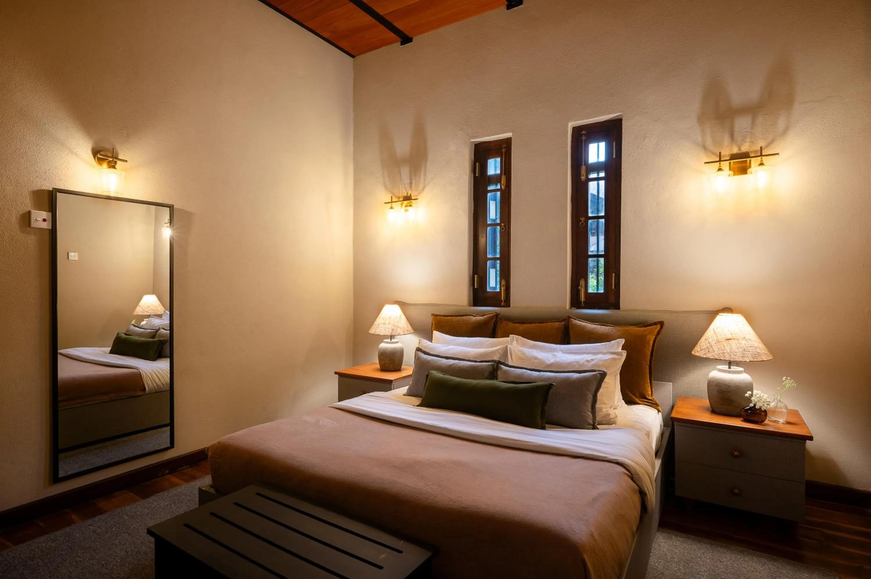 Bed in Tathya Hills - Luxe Garden Retreat In The Hills