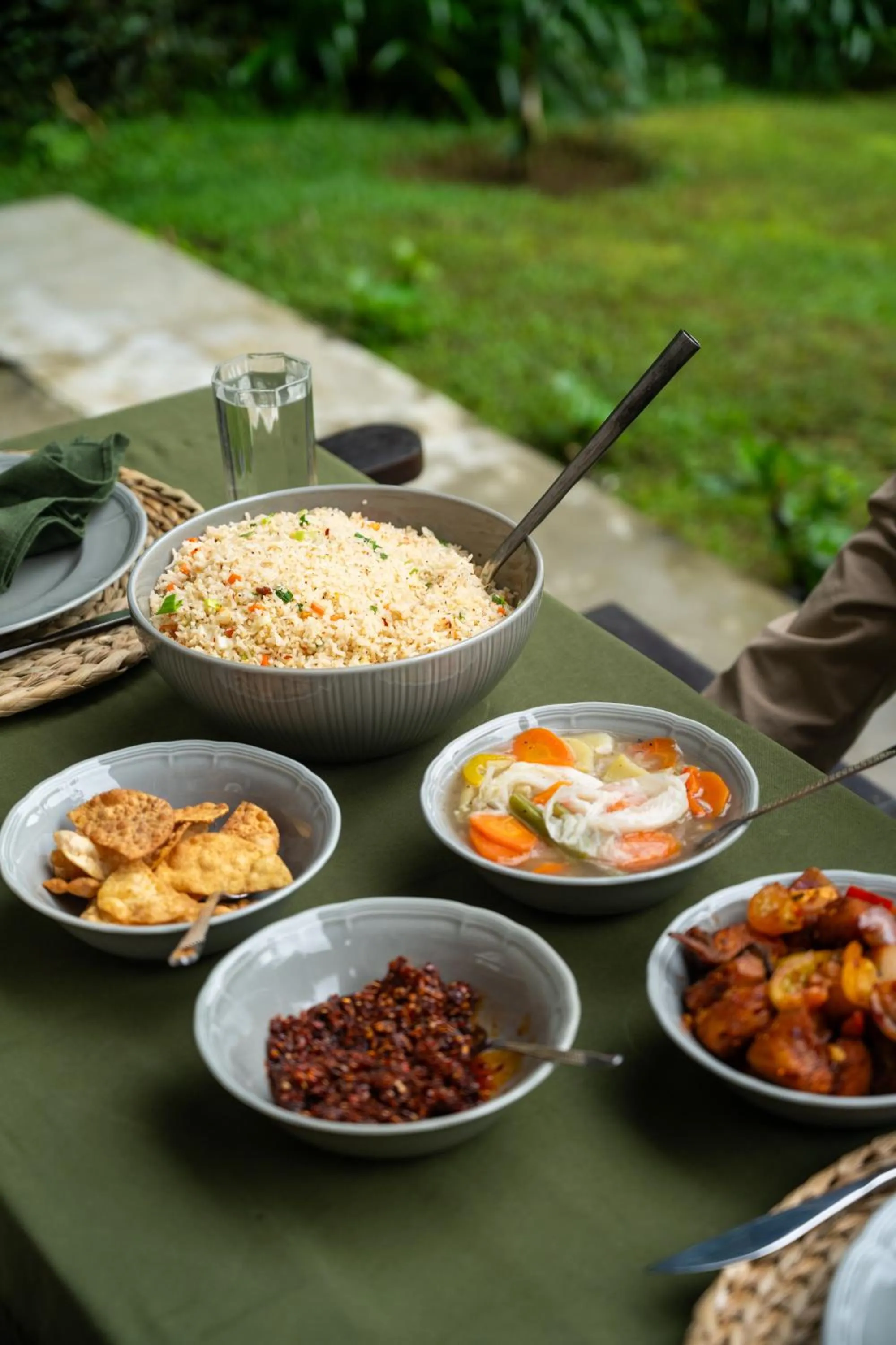 Lunch in Tathya Hills - Luxe Garden Retreat In The Hills