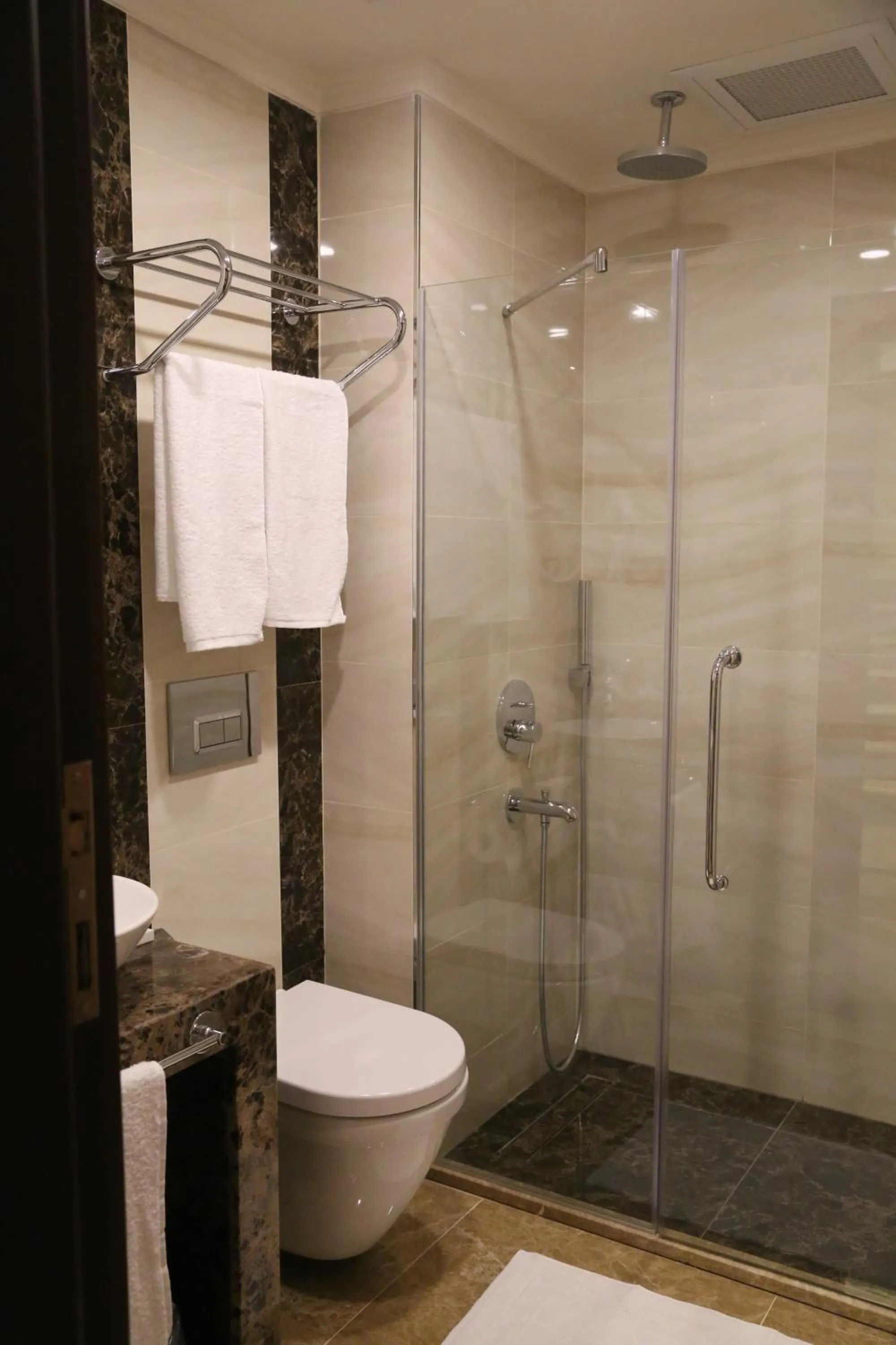 Bathroom in Fimka Hotel