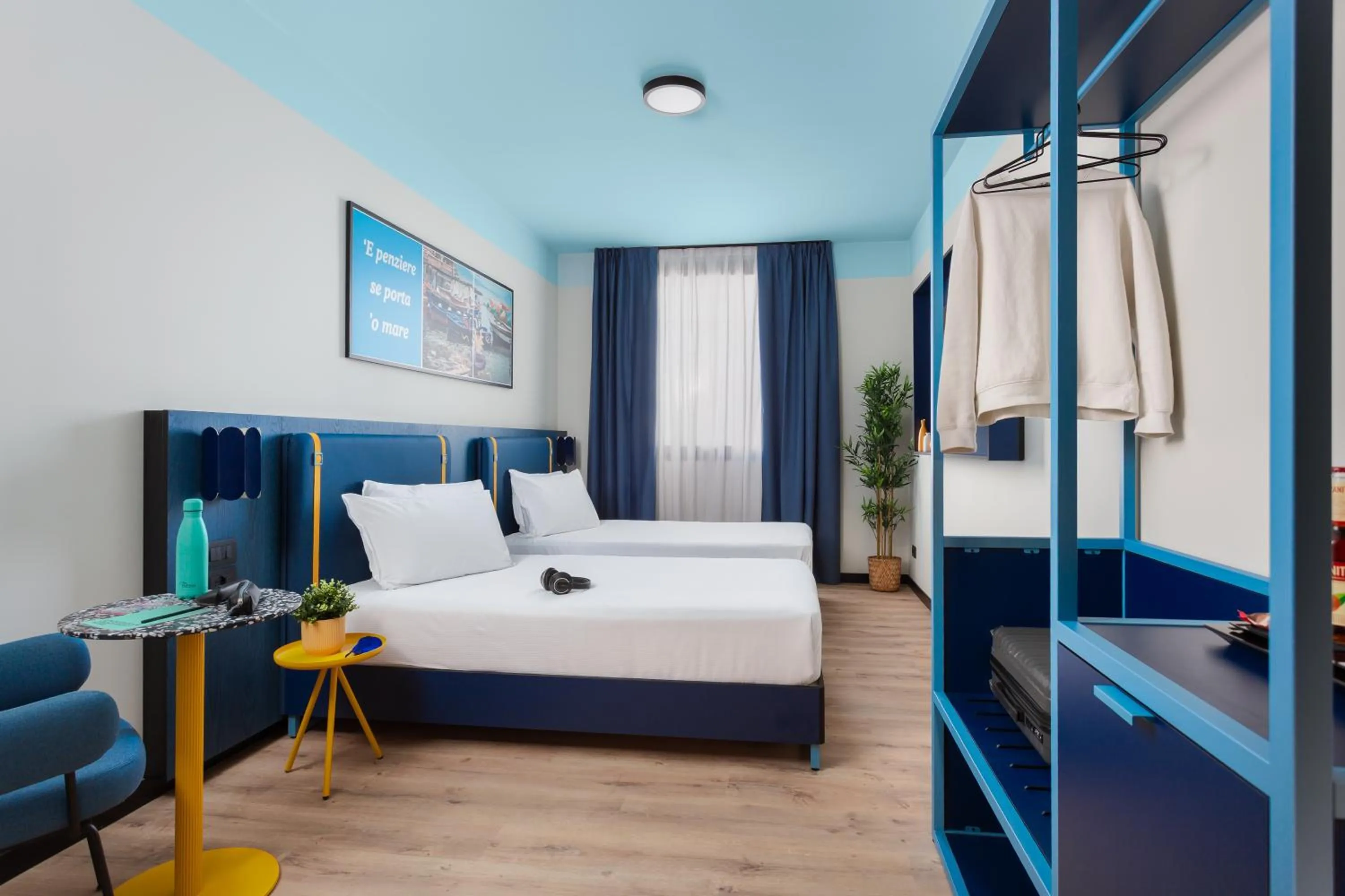 Bedroom, Bed in CX Naples Centrale