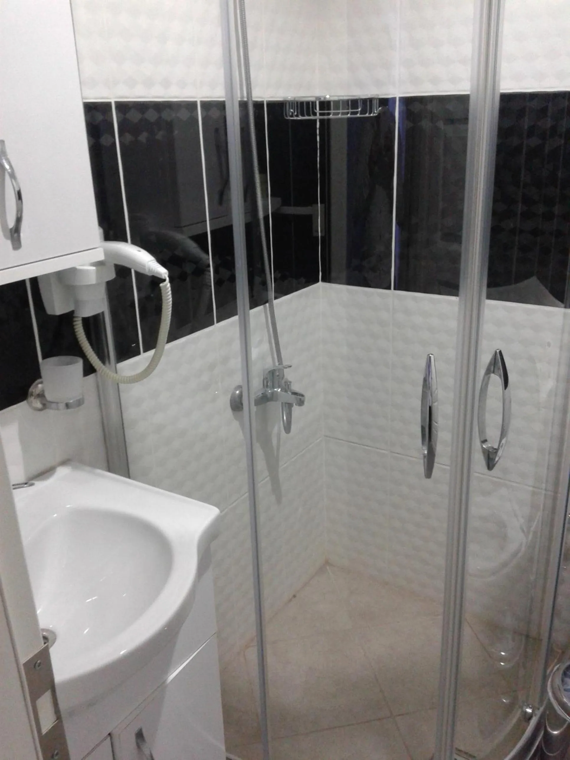 Bathroom in Abisso Hotel