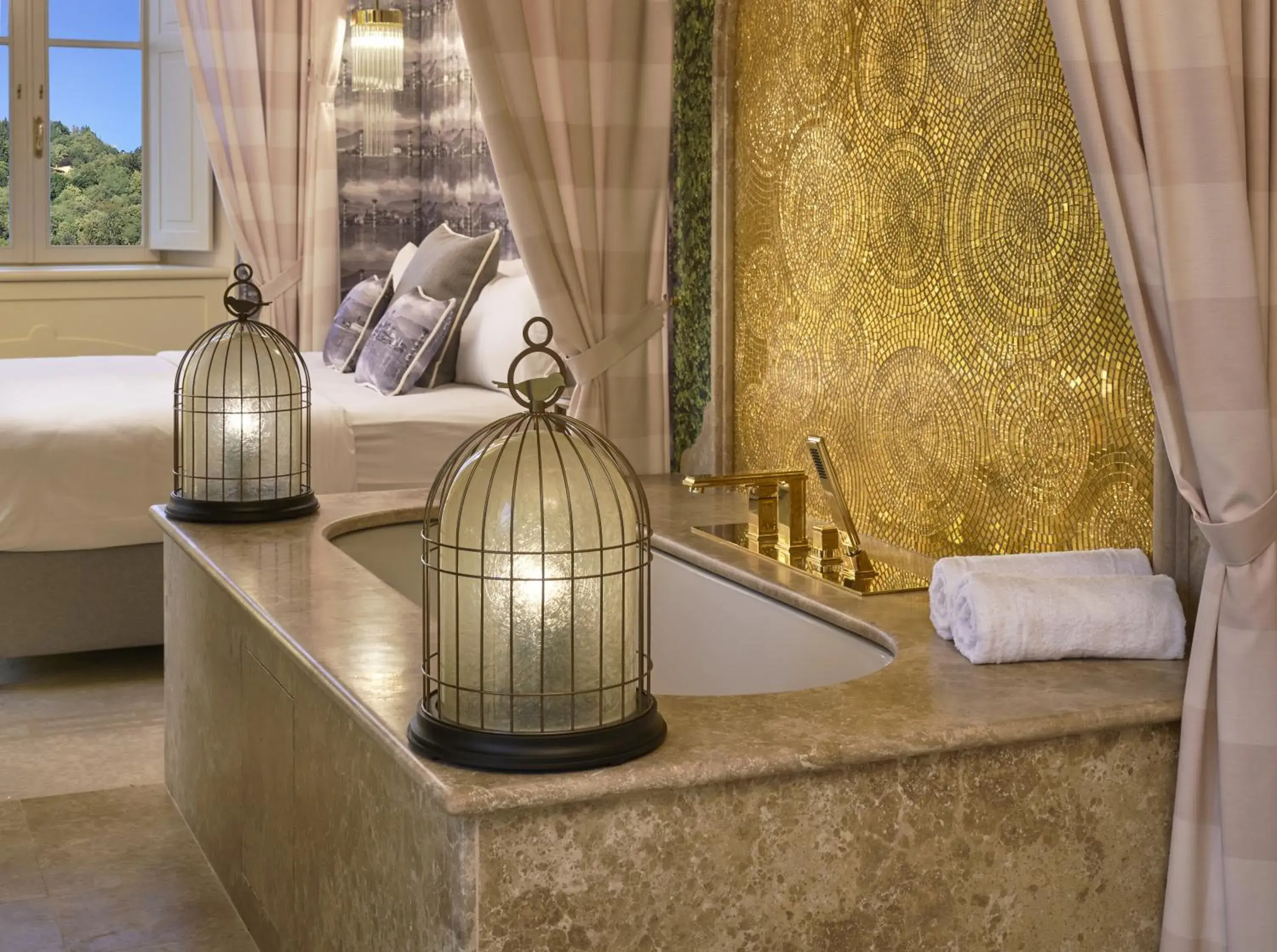 Presidential Suite in Nuvole Garden Hotel Presidential Suite in Nuvole Garden Hotel