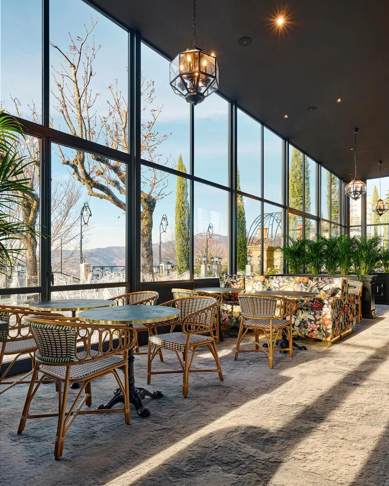 Restaurant/places to eat in Nuvole Garden Hotel