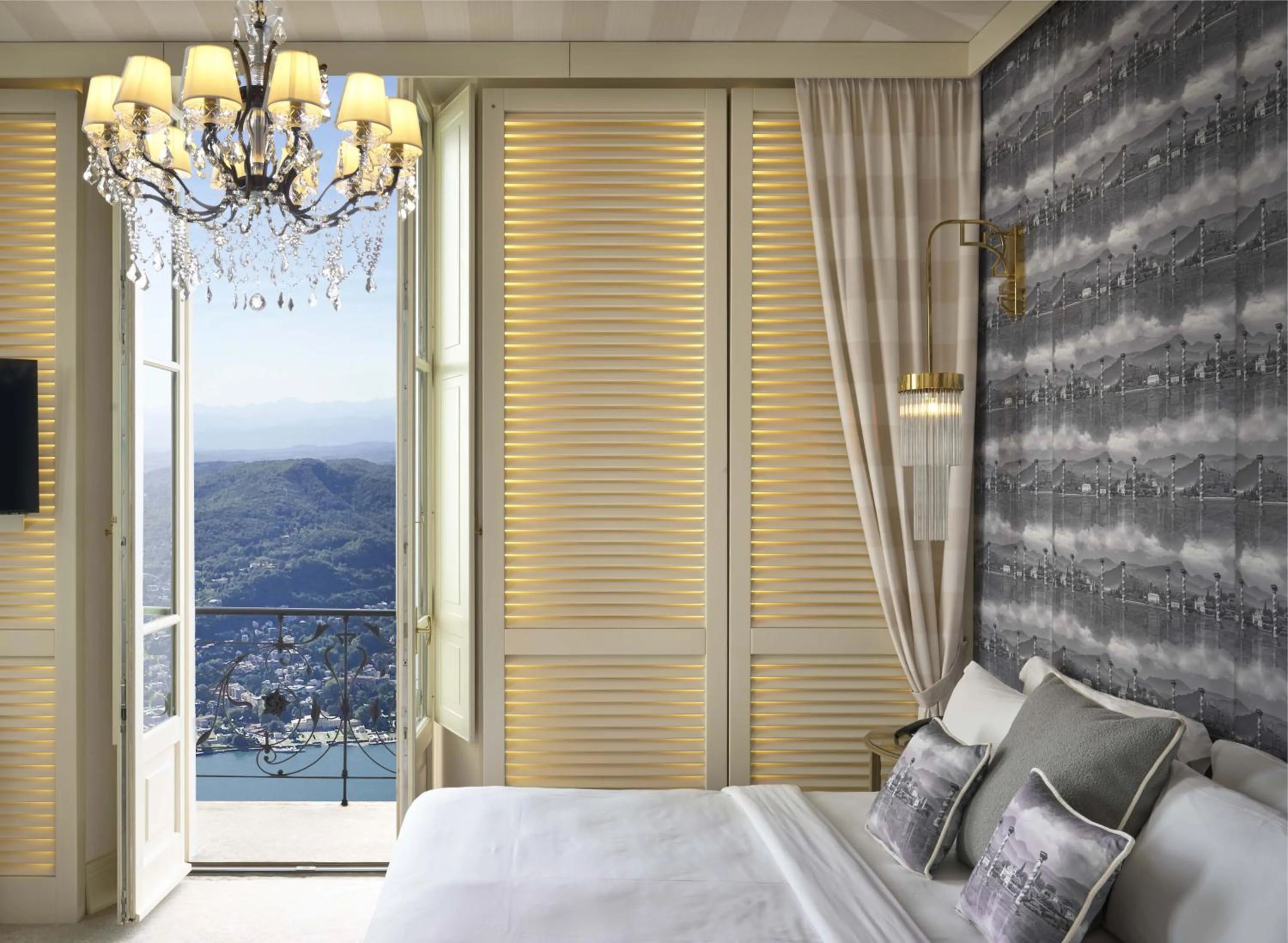 Bed in Nuvole Garden Hotel