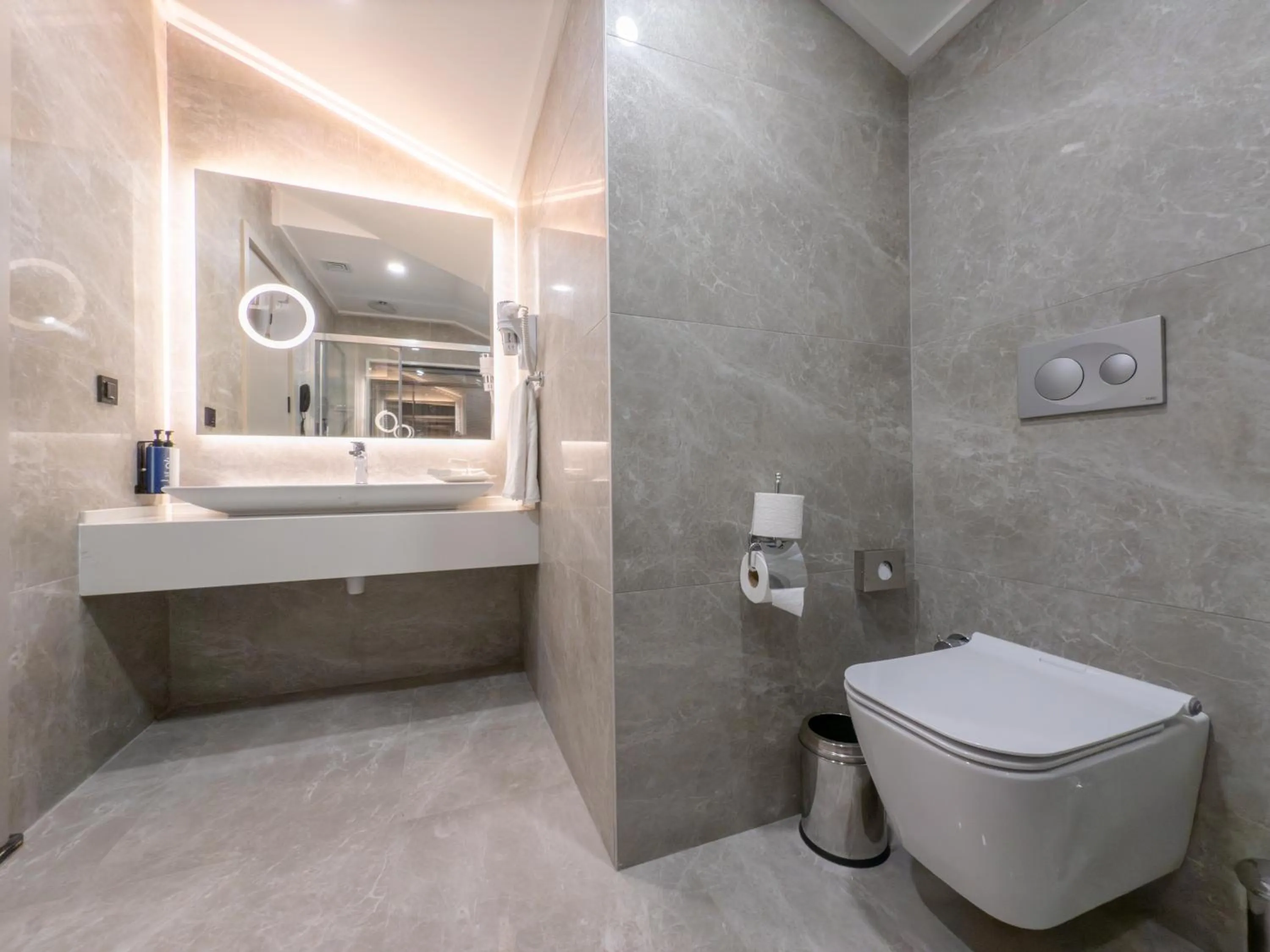 Bathroom in Dedeman Adana