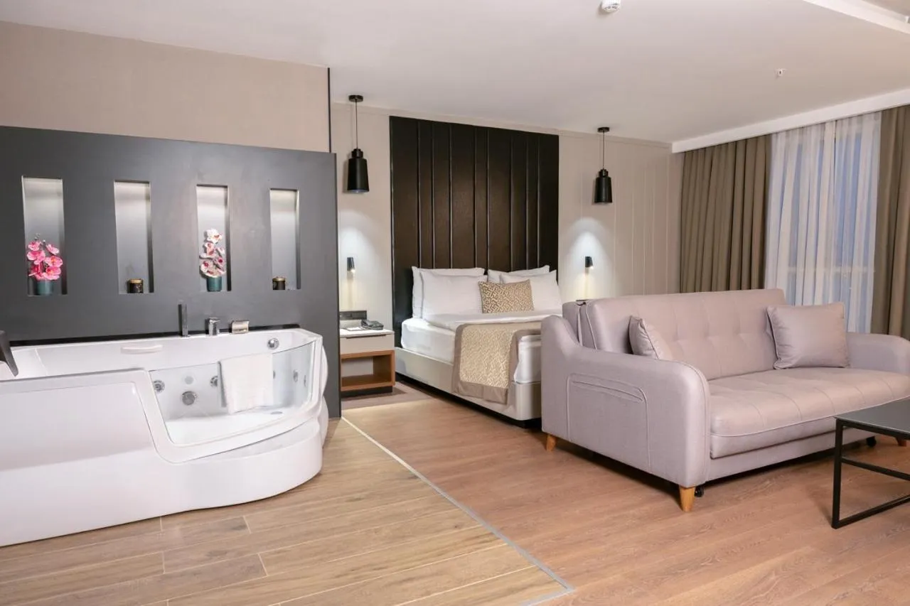 Bed in Dedeman Adana