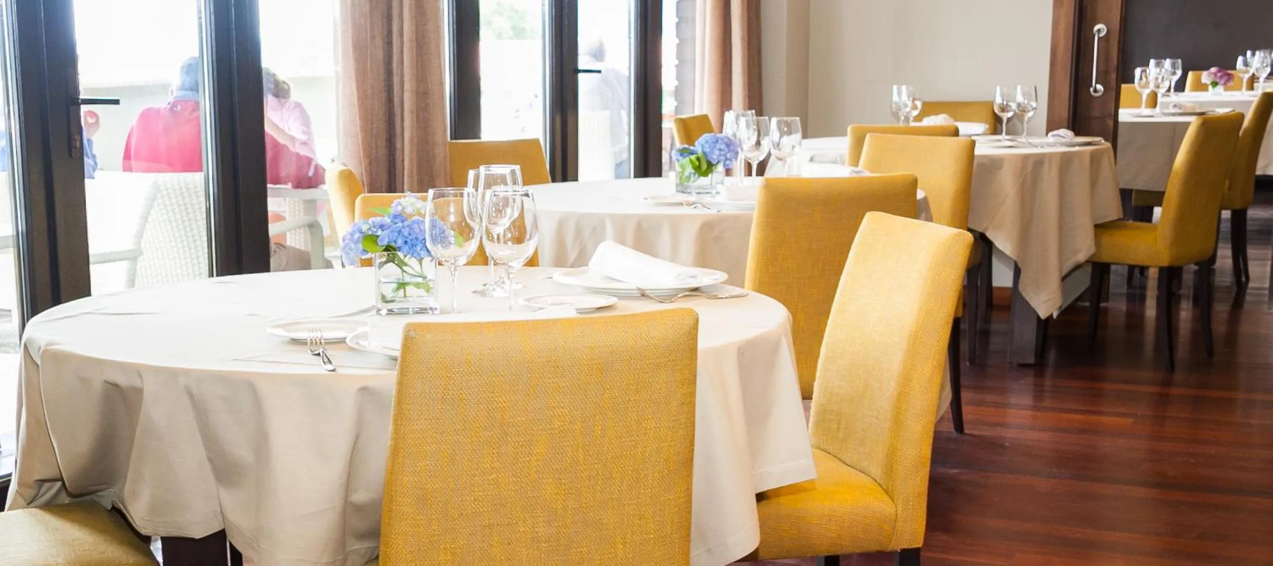 Restaurant/places to eat in Hosteria de Torazo Nature Hotel & Spa