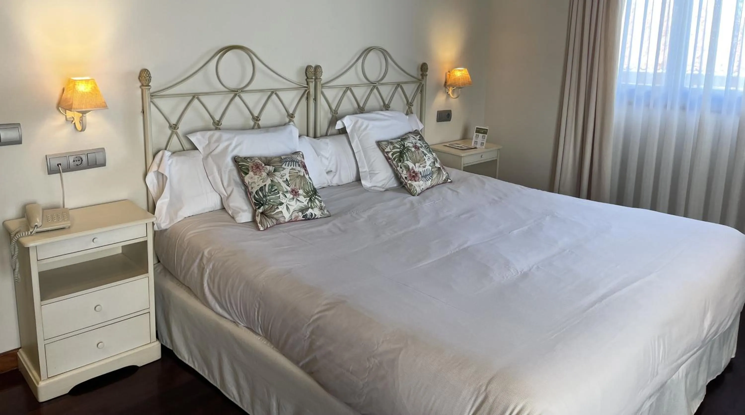 Bed in Hosteria de Torazo Nature Hotel & Spa