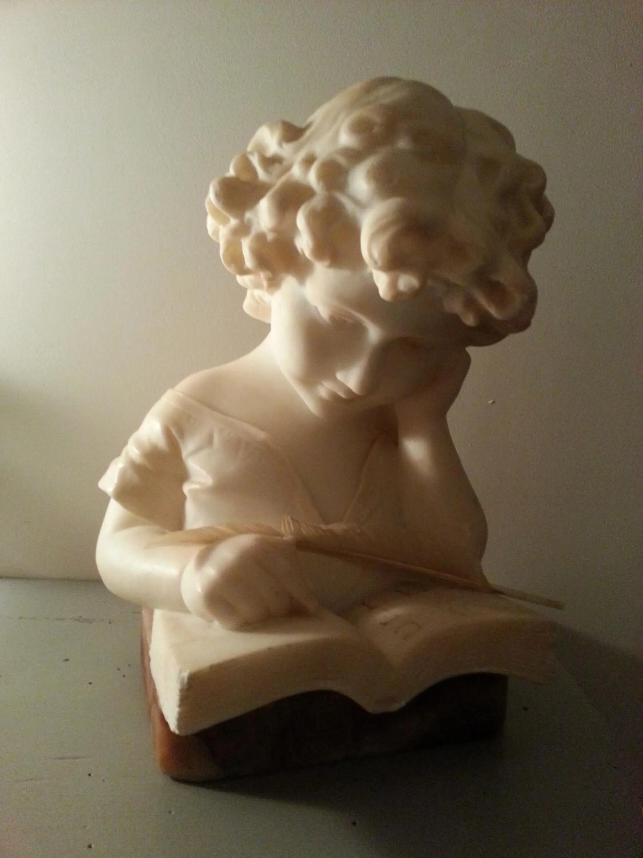 Decorative detail in Relais St Jacques - Roanne