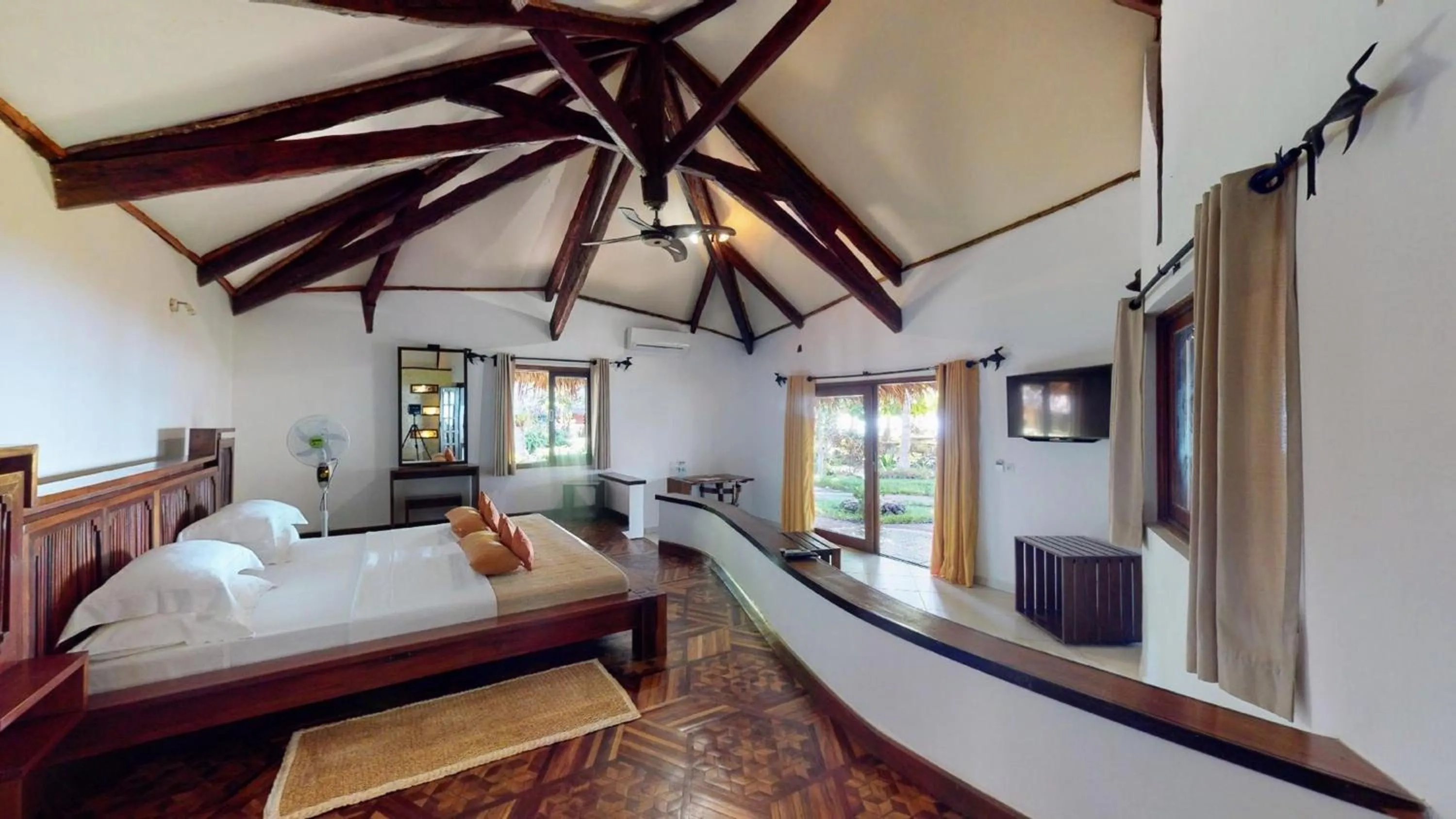 Photo of the whole room, Bed in Ravintsara Wellness Hotel