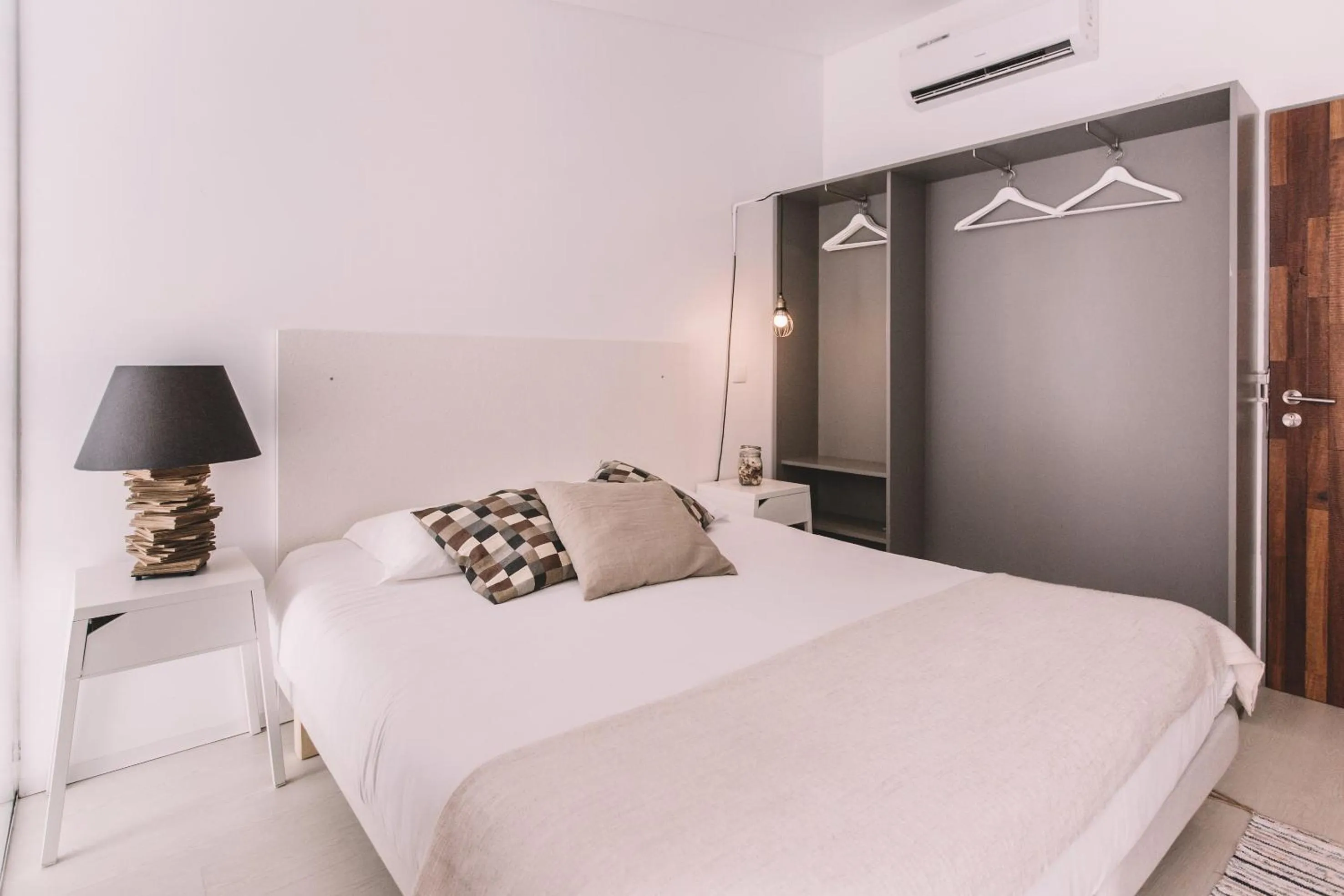 Bedroom, Bed in Santa Bica Eat Drink & Sleep