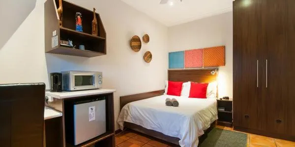 Bed in Africa Beach B&B