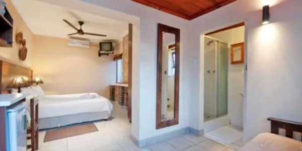 Bed in Africa Beach B&B