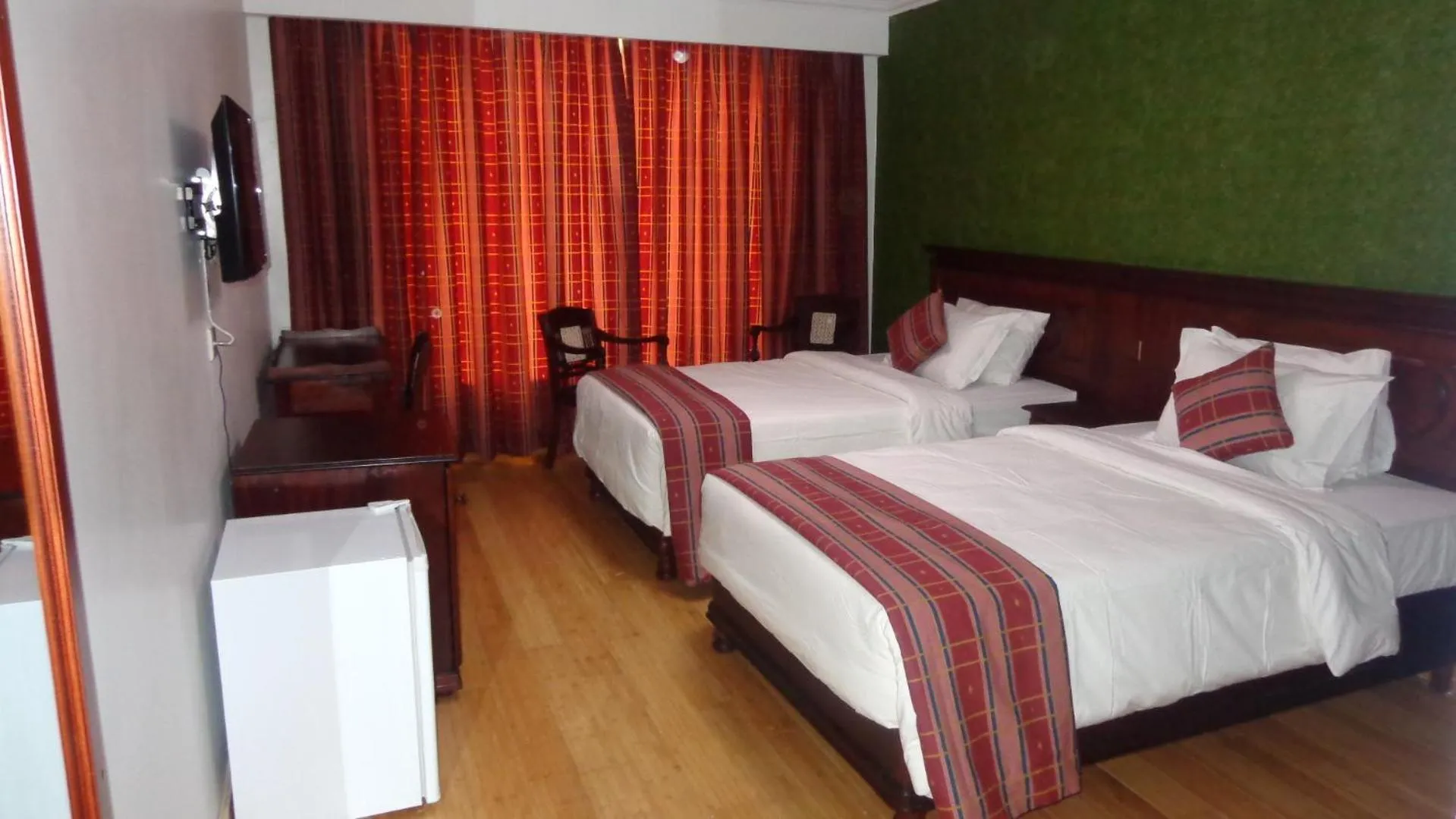 Photo of the whole room in Eagle Palace Hotel