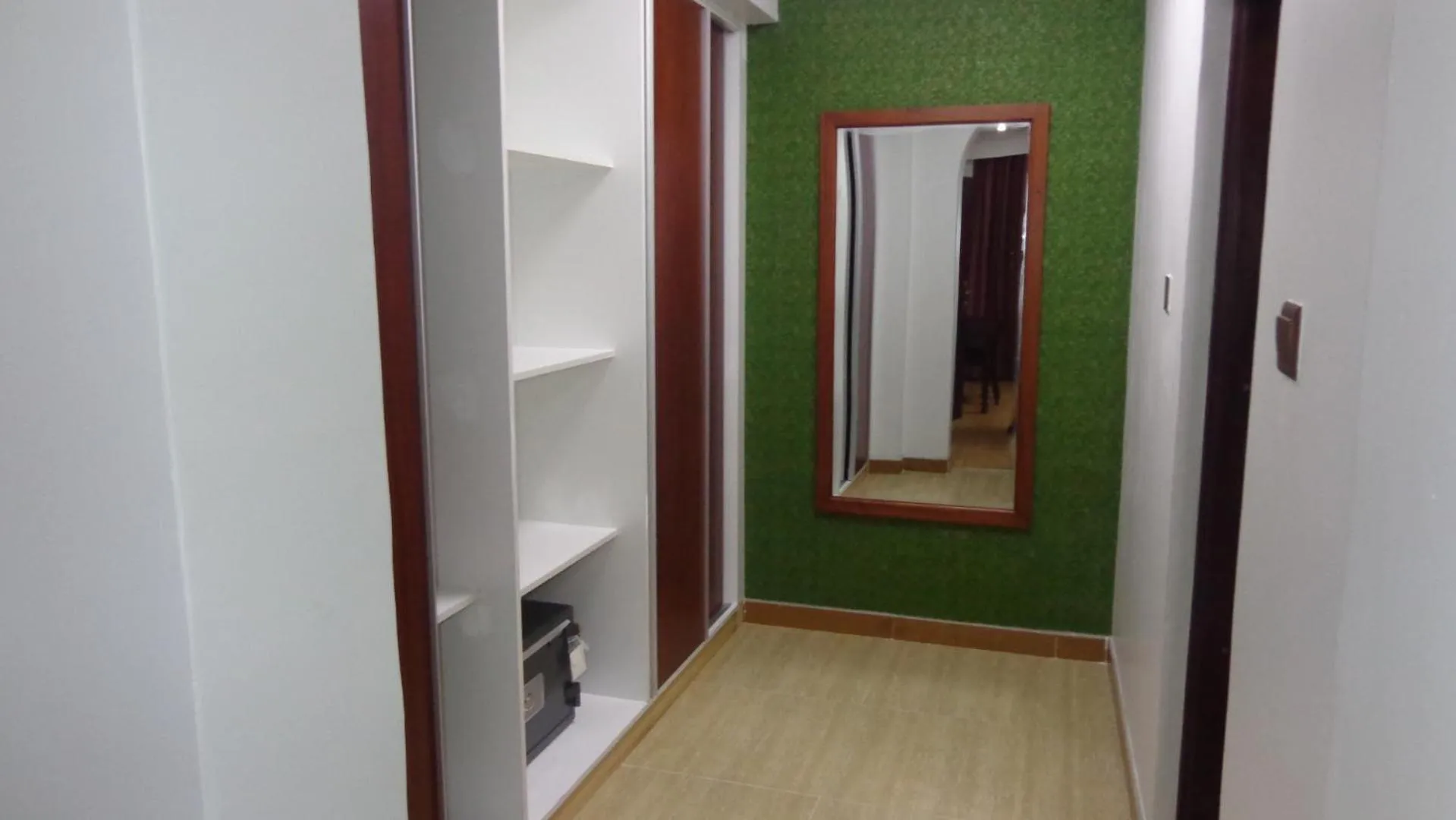 Decorative detail in Eagle Palace Hotel