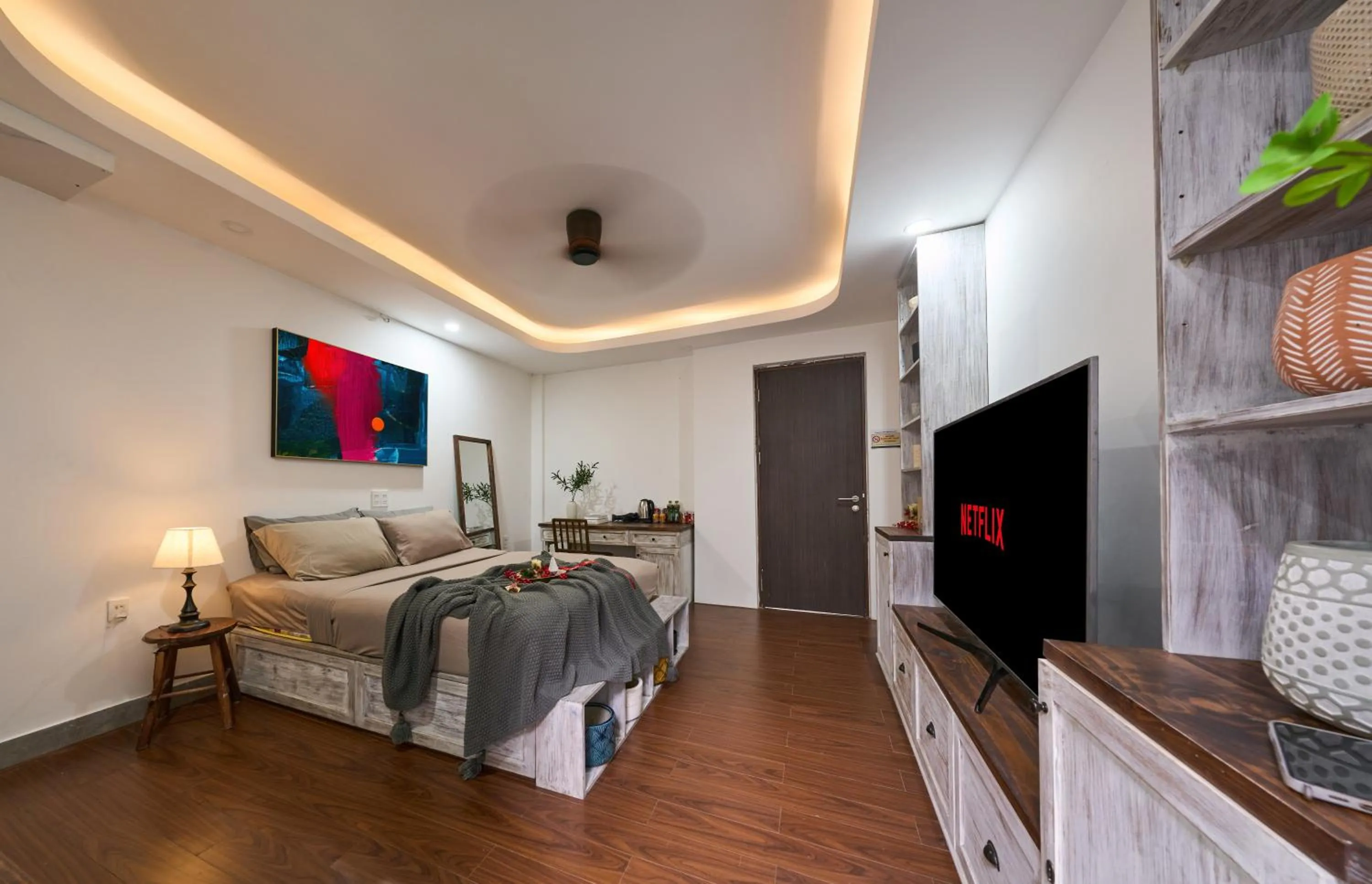 Communal lounge/ TV room, Bed in Green Riverside Hotel & Apartment