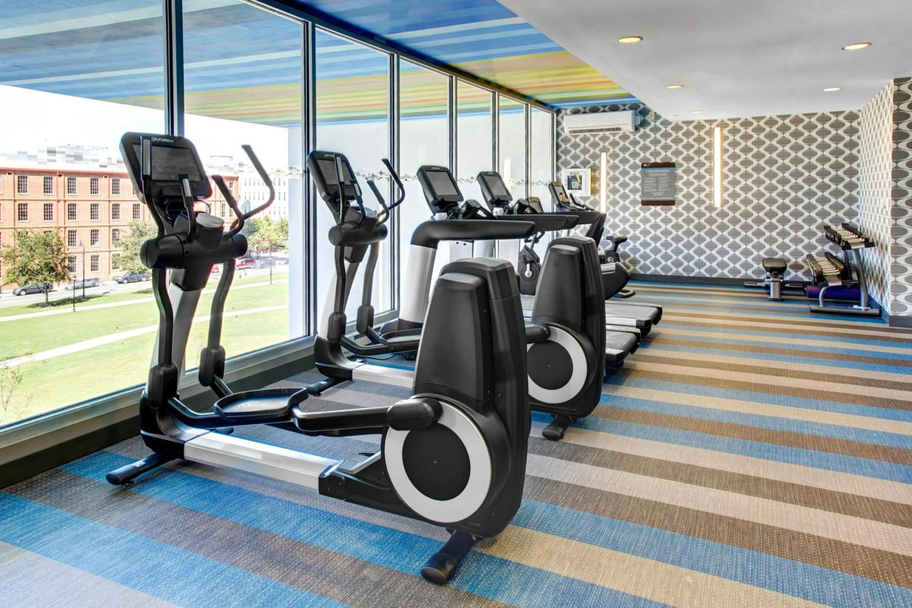 Fitness centre/facilities in Aloft Durham Downtown