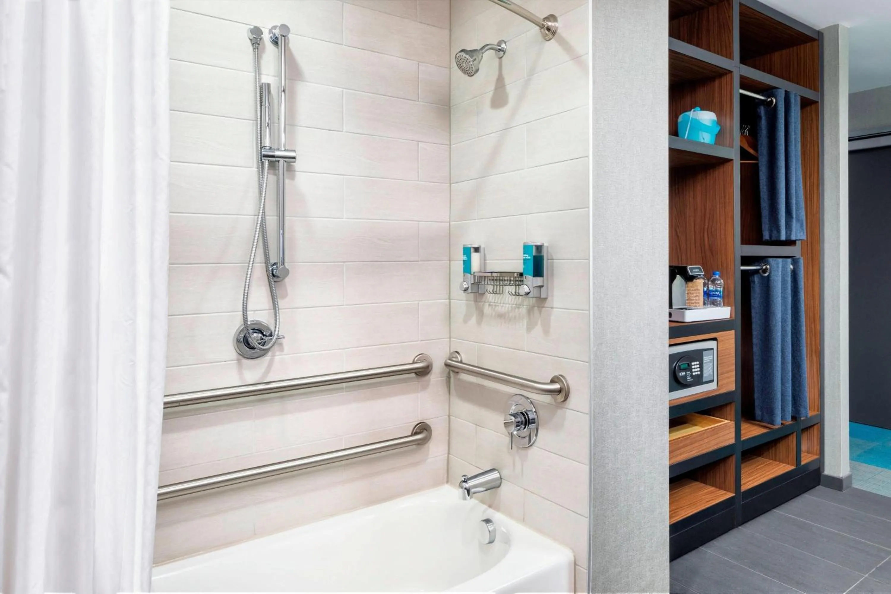 Bathroom in Aloft Durham Downtown