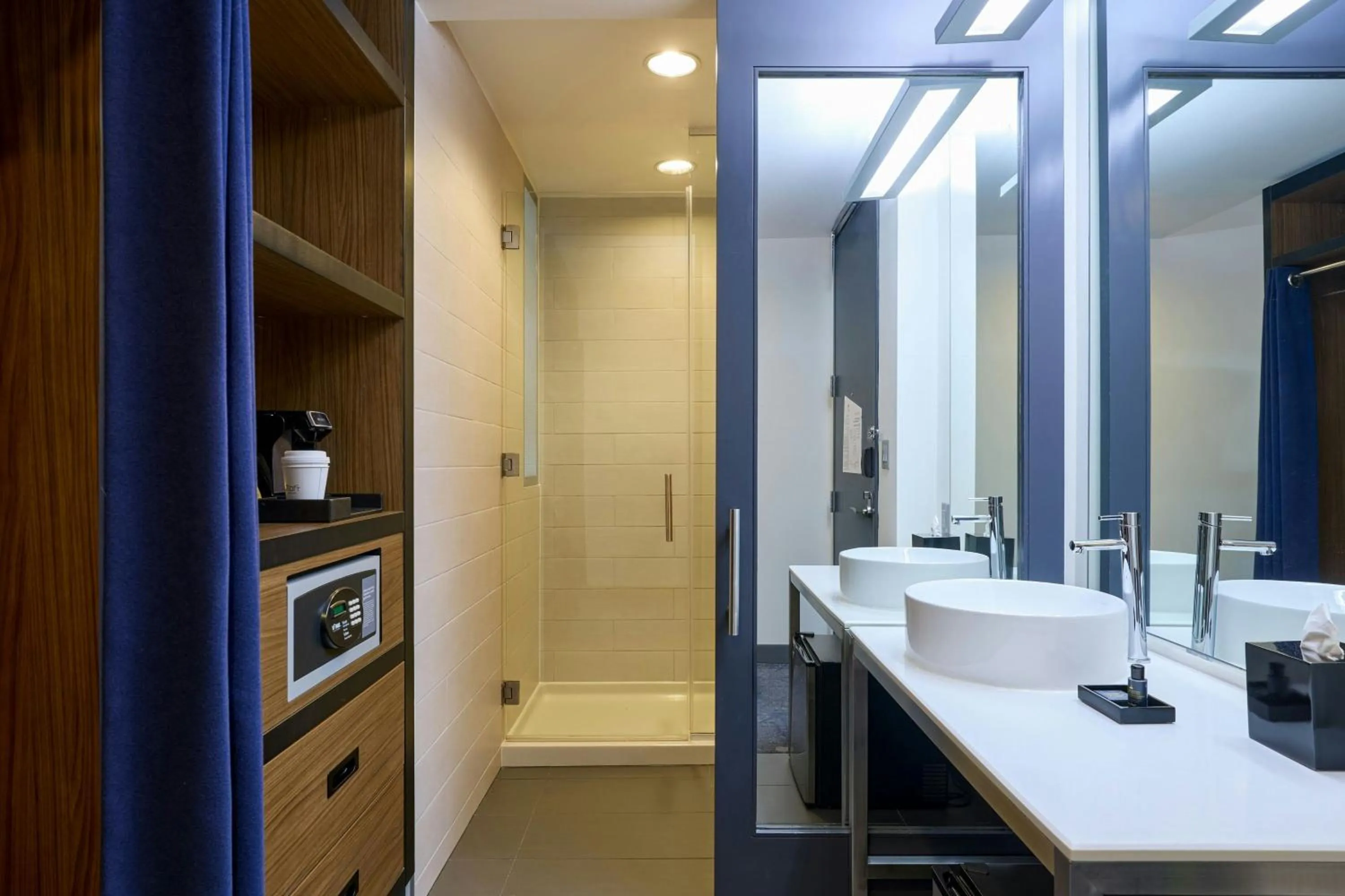 Bathroom in Aloft Durham Downtown