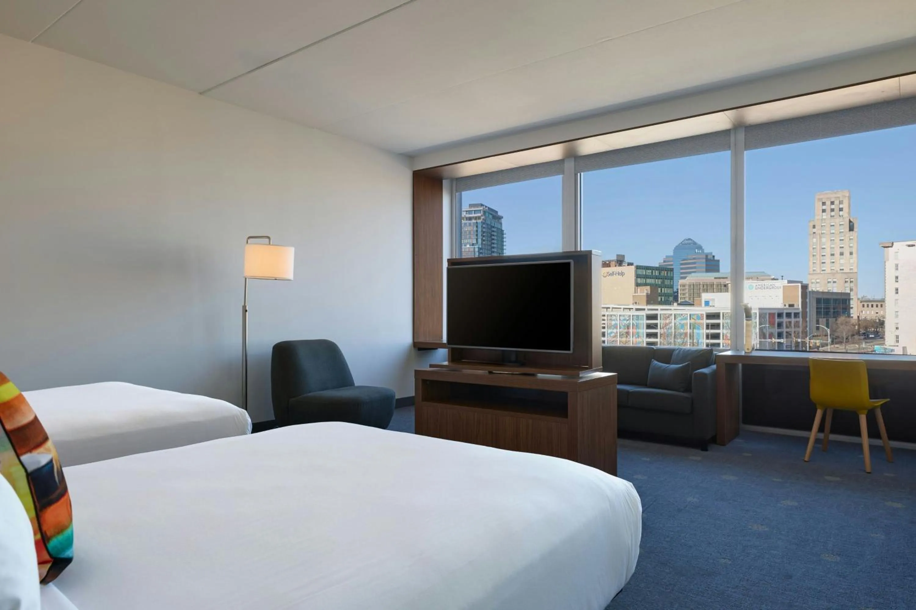 Photo of the whole room, Bed in Aloft Durham Downtown