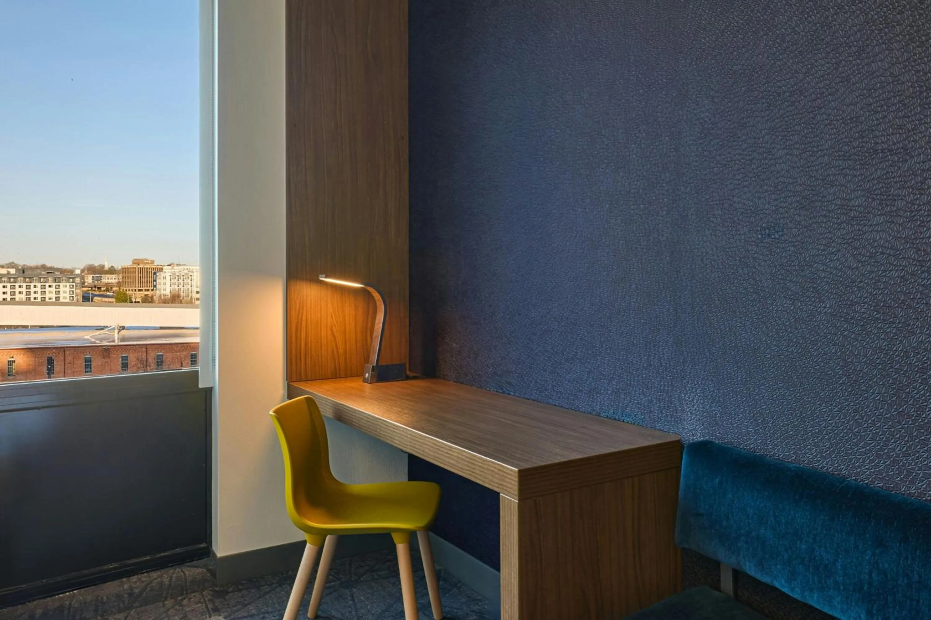 Photo of the whole room in Aloft Durham Downtown