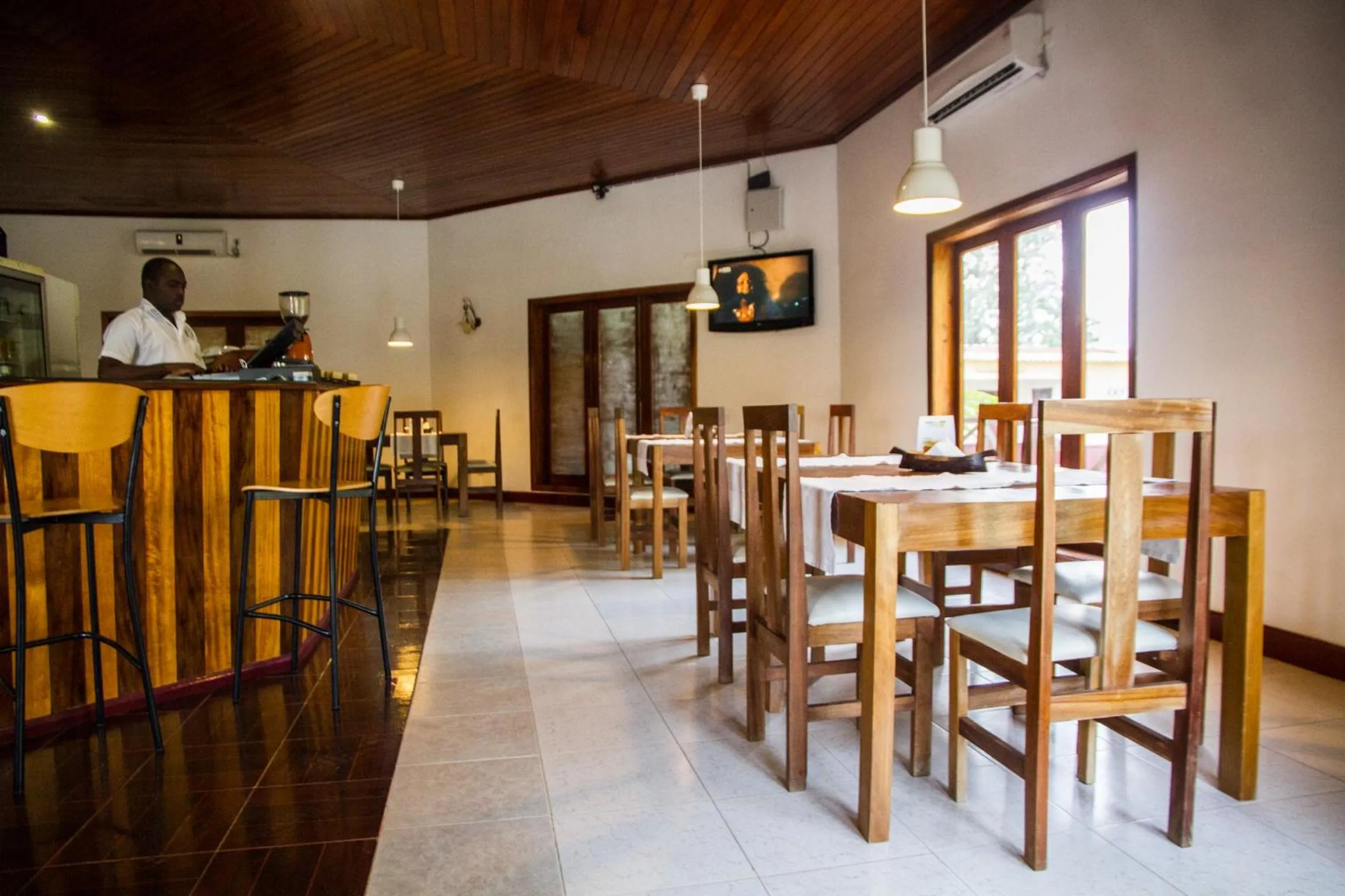 Lounge or bar in Hotel Praia