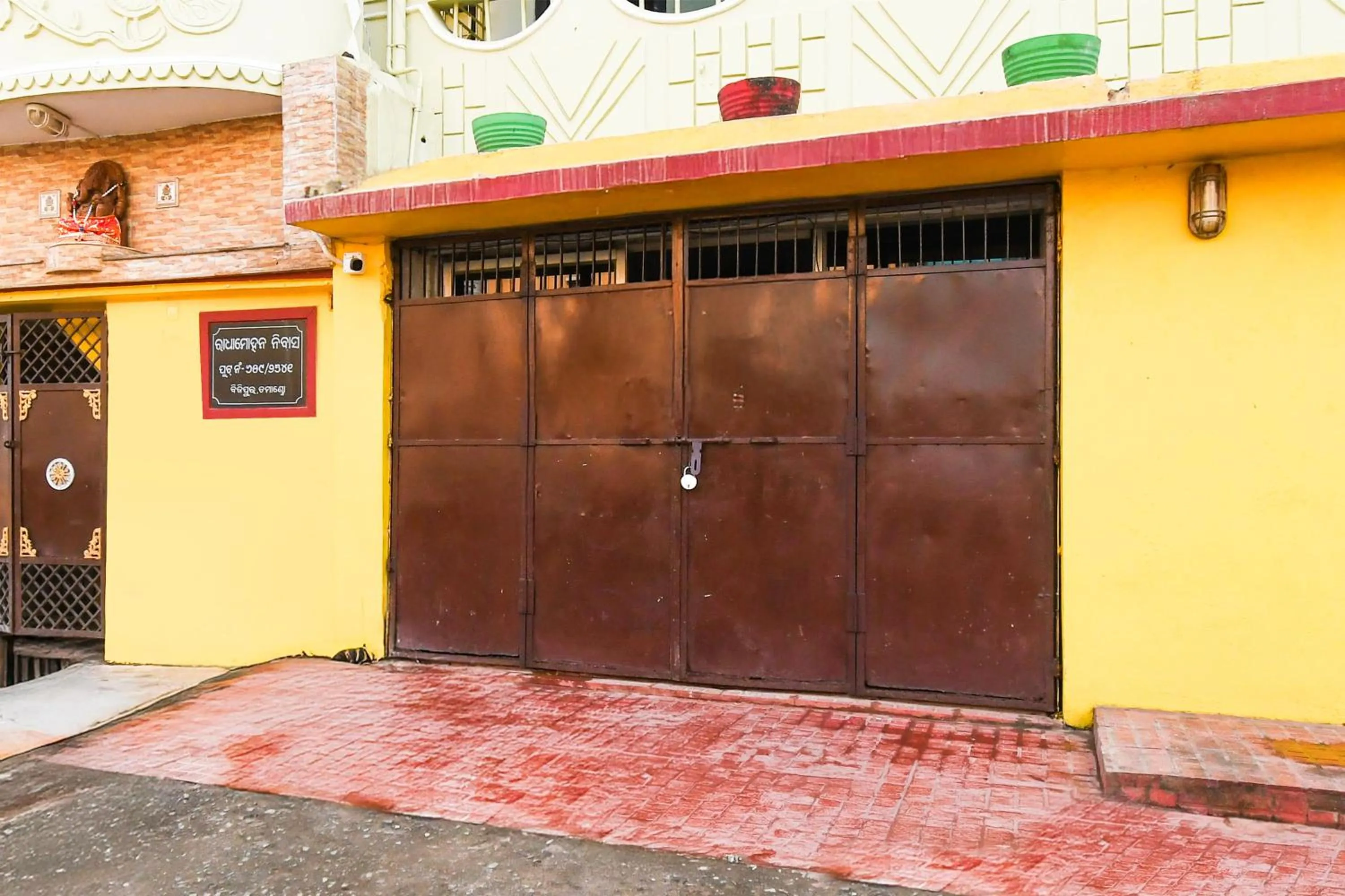 Facade/entrance in Super Hotel O Khandagiri Near DN Regalia Mall