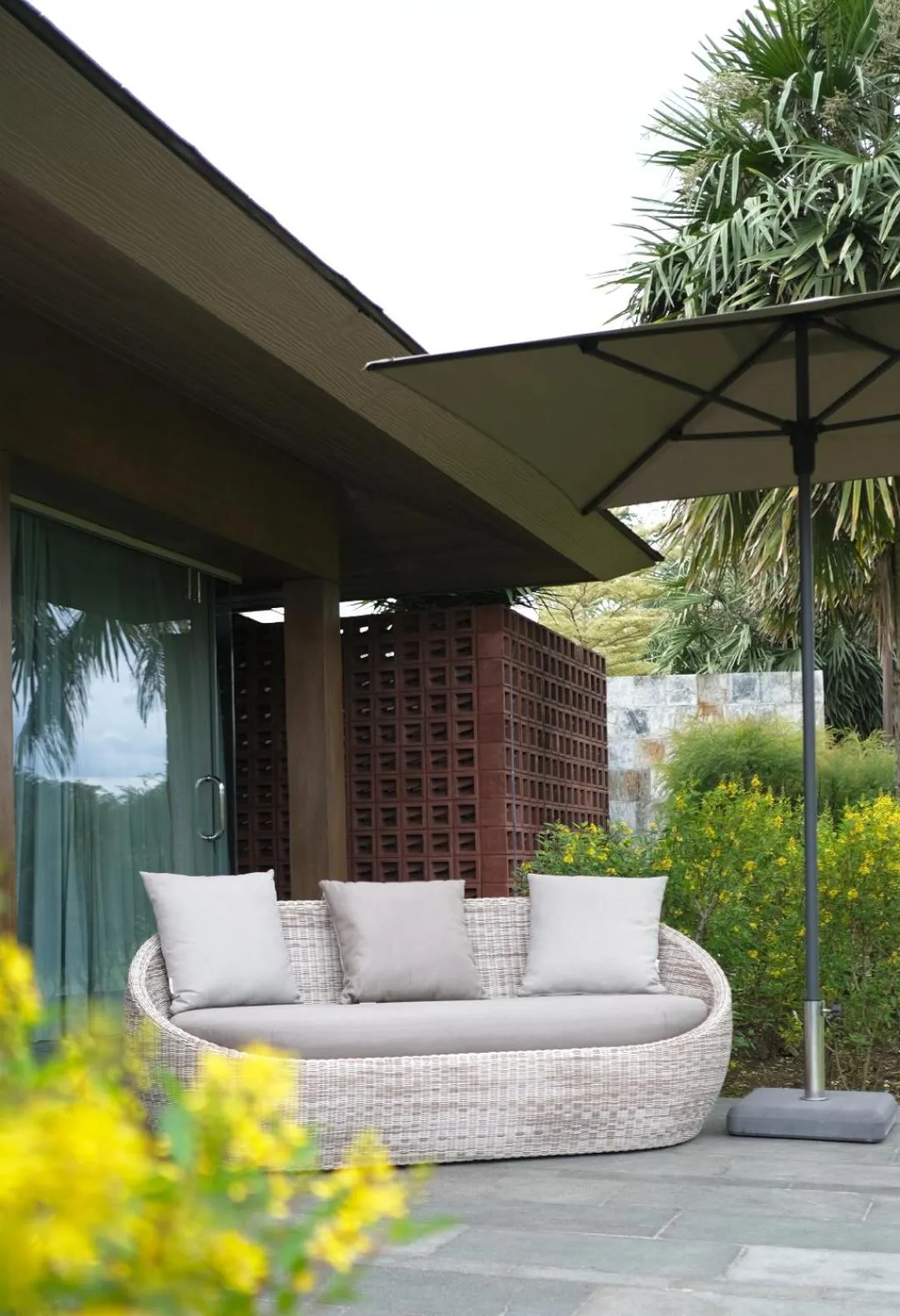 Seating area in Djoglo Luxury Bungalow