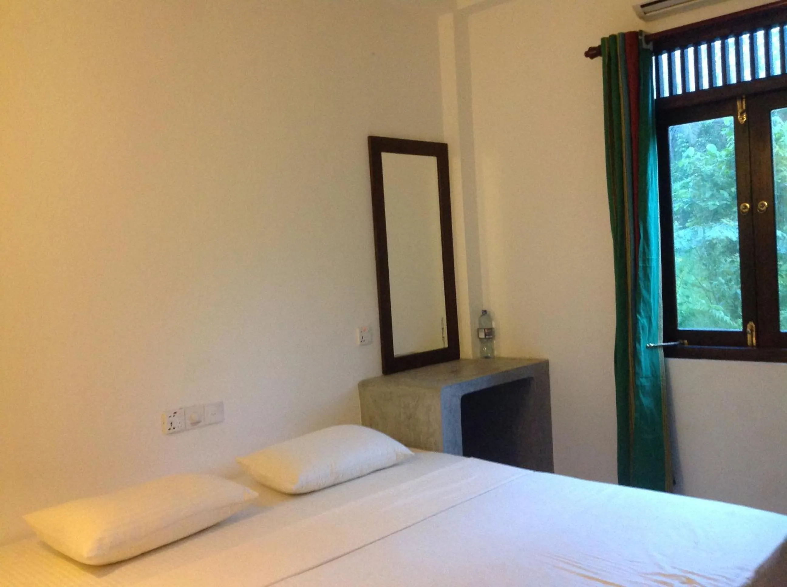 Bed in Sinharaja Hostel