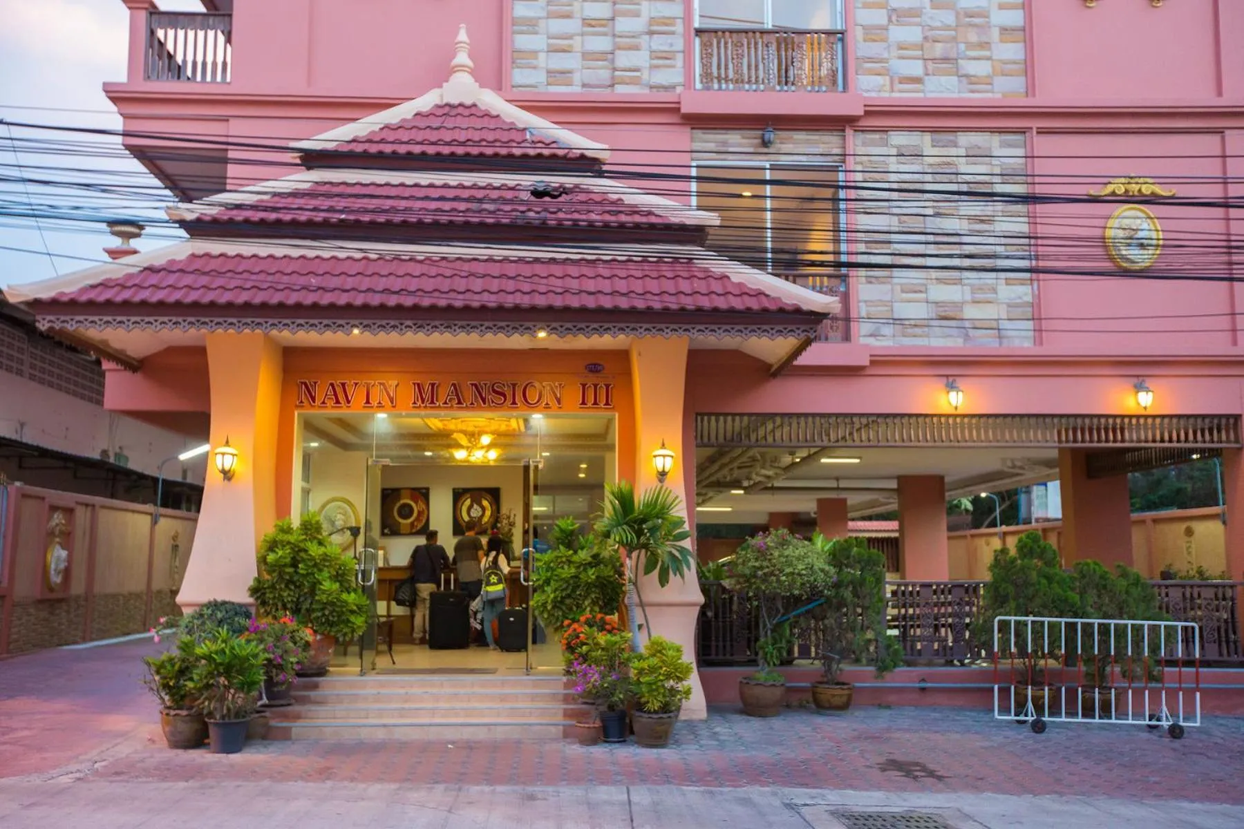 Property building in Navin Mansion 3 Pattaya