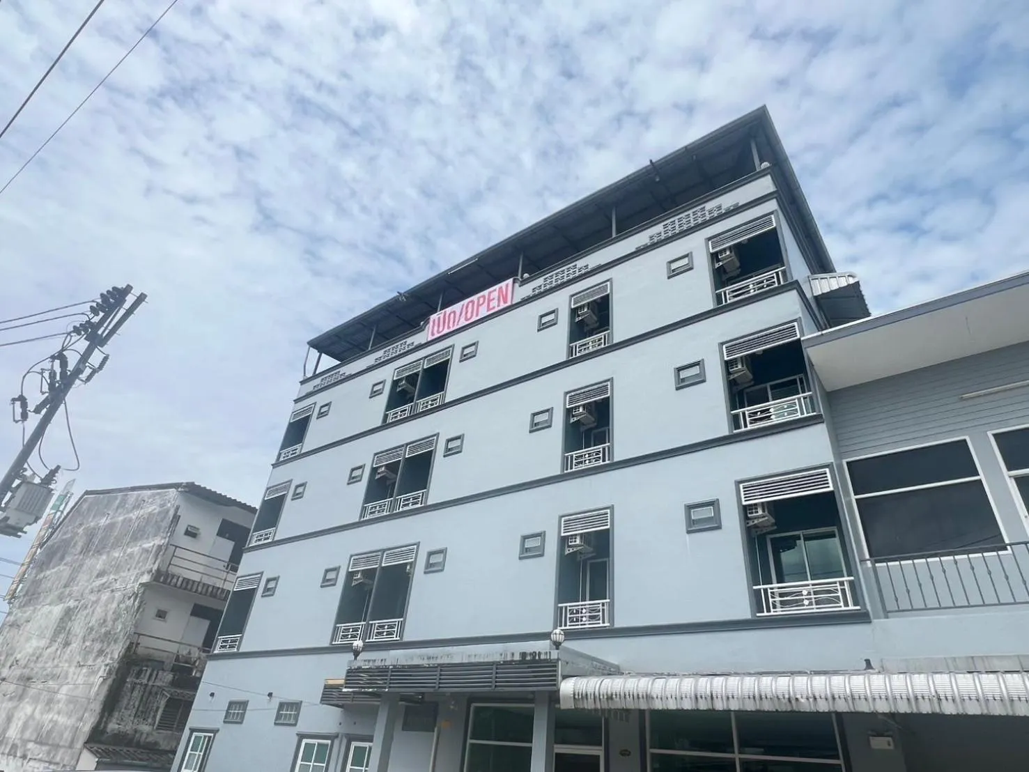 Property building in Terminal2 Hotel Phukettown