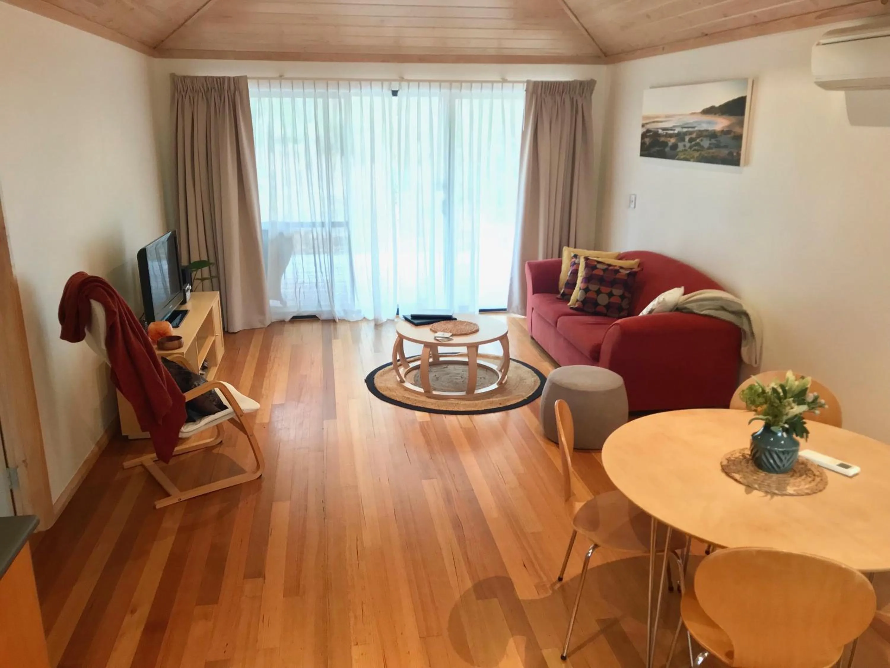 TV and multimedia in Ellensbrook Cottages