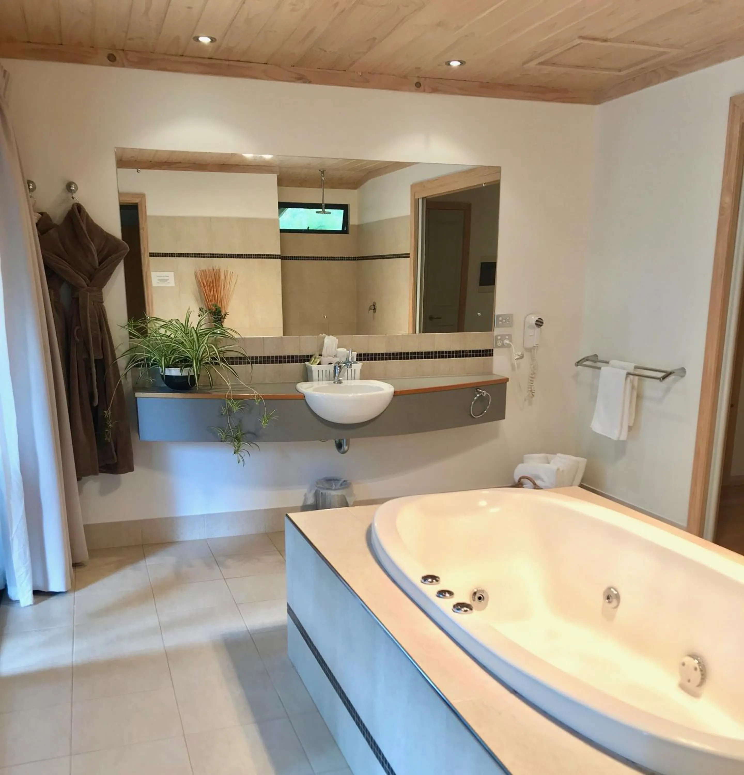 Bathroom in Ellensbrook Cottages