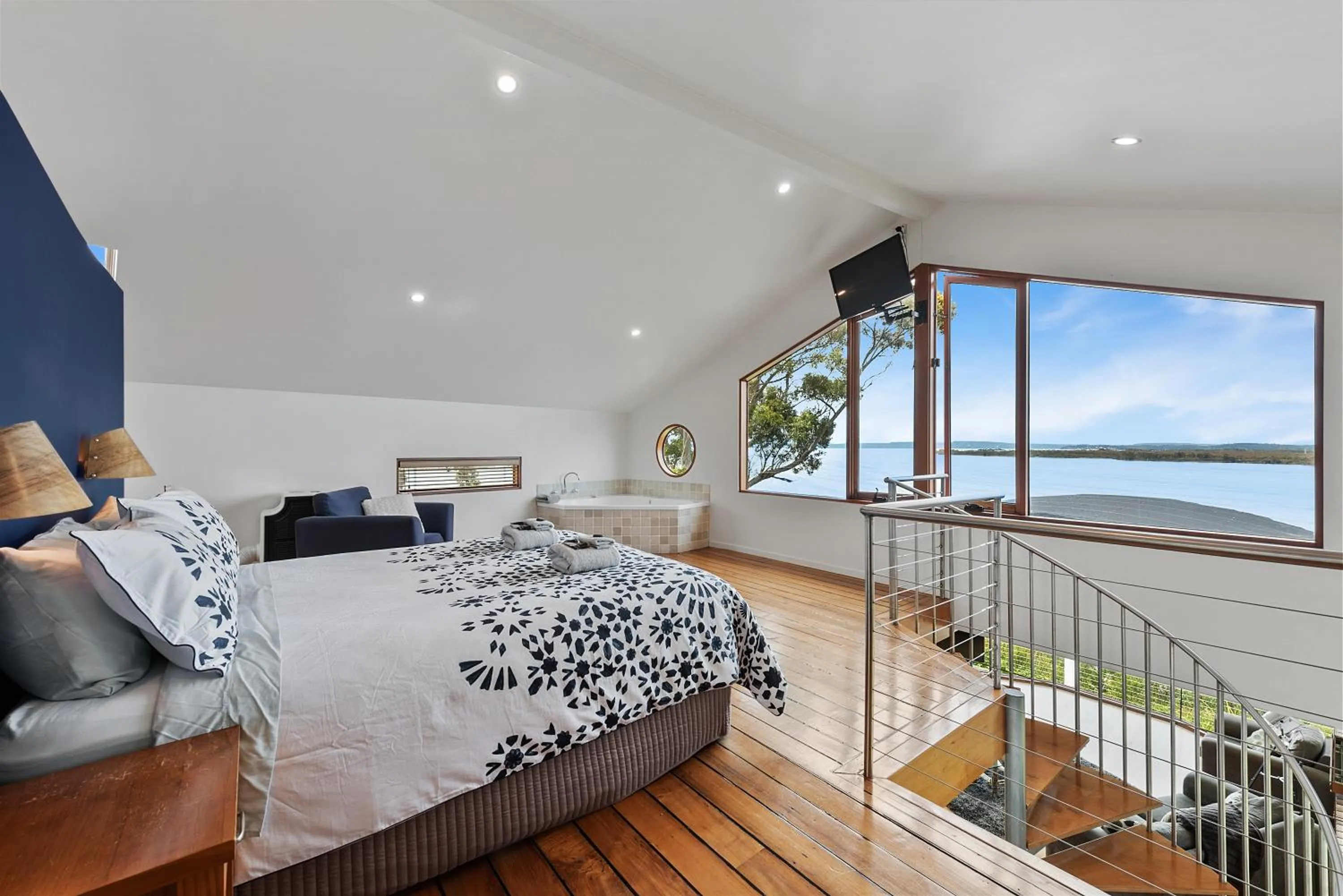 View (from property/room), Bed in Wheelhouse Apartments