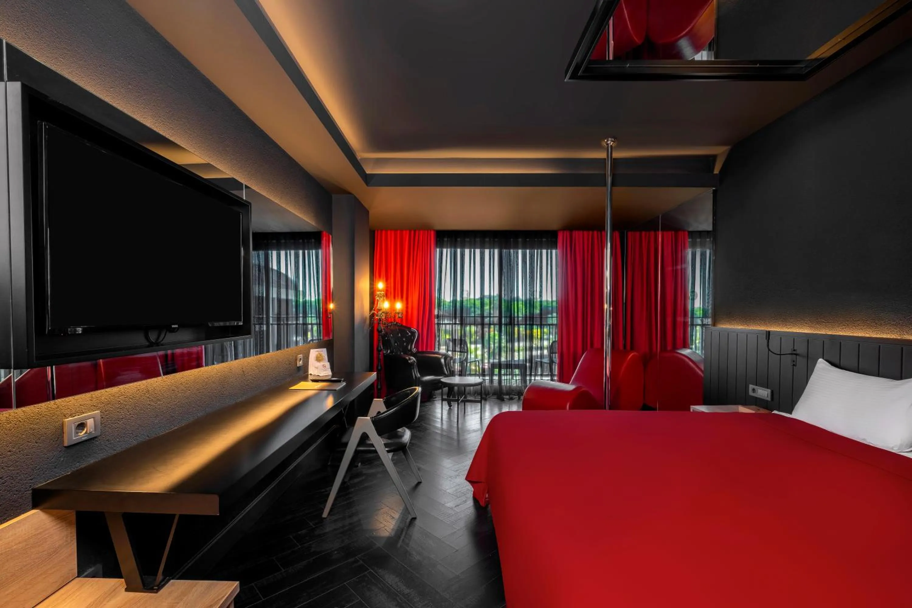 Photo of the whole room, Bed in The X Belek