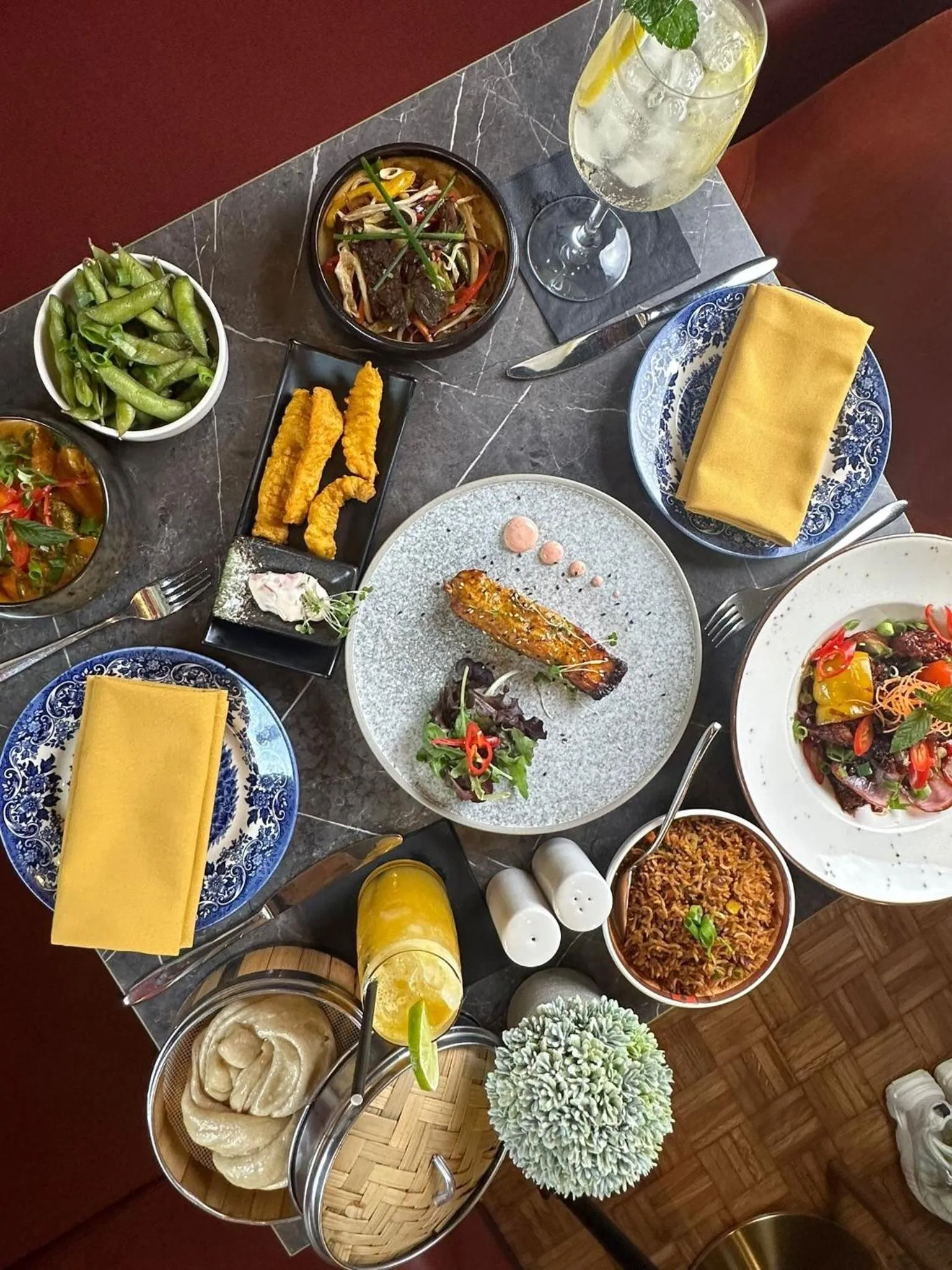 Food and drinks in Yak & Yeti