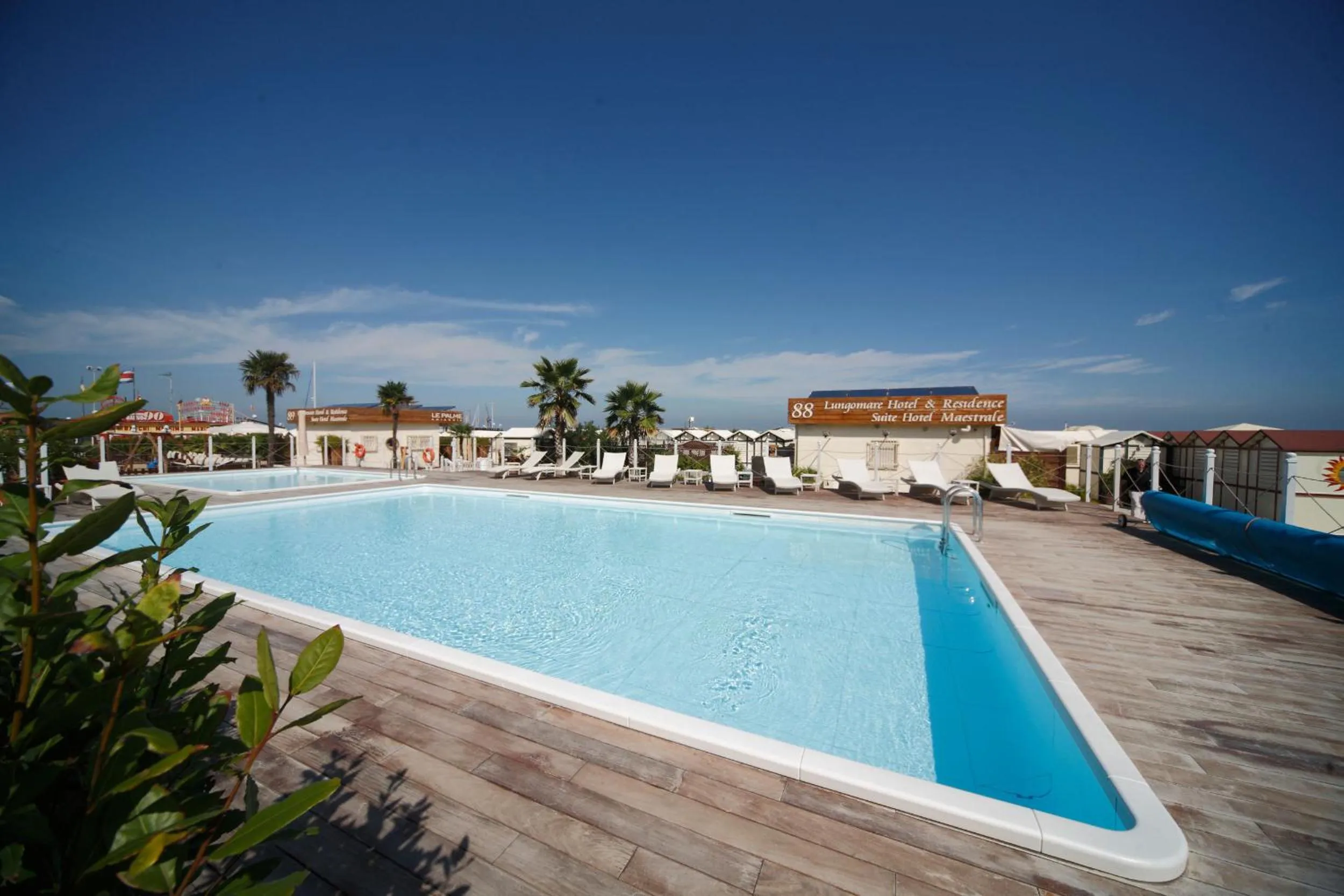 Swimming pool in Hotel Maestrale