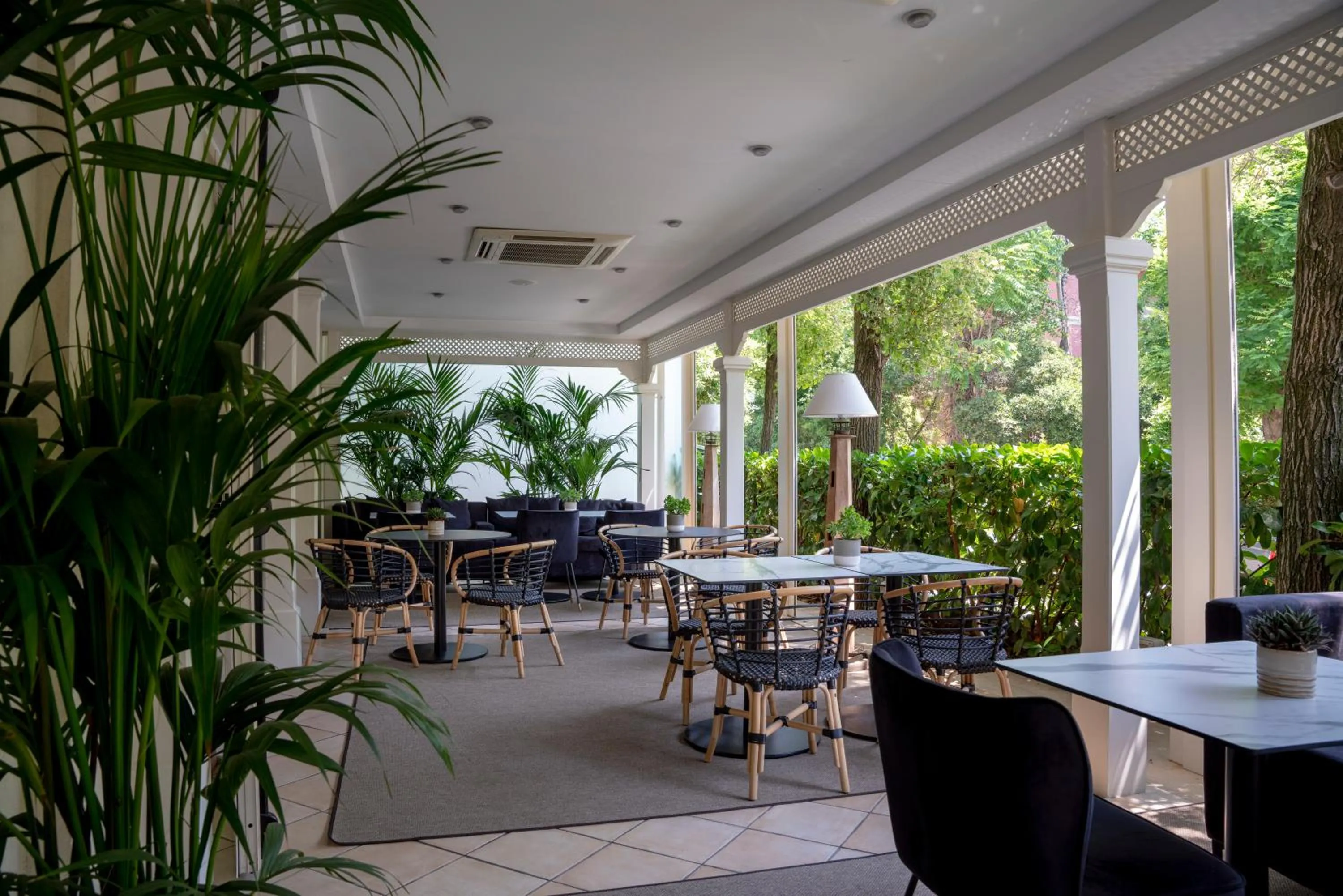 Restaurant/places to eat in Hotel Maestrale