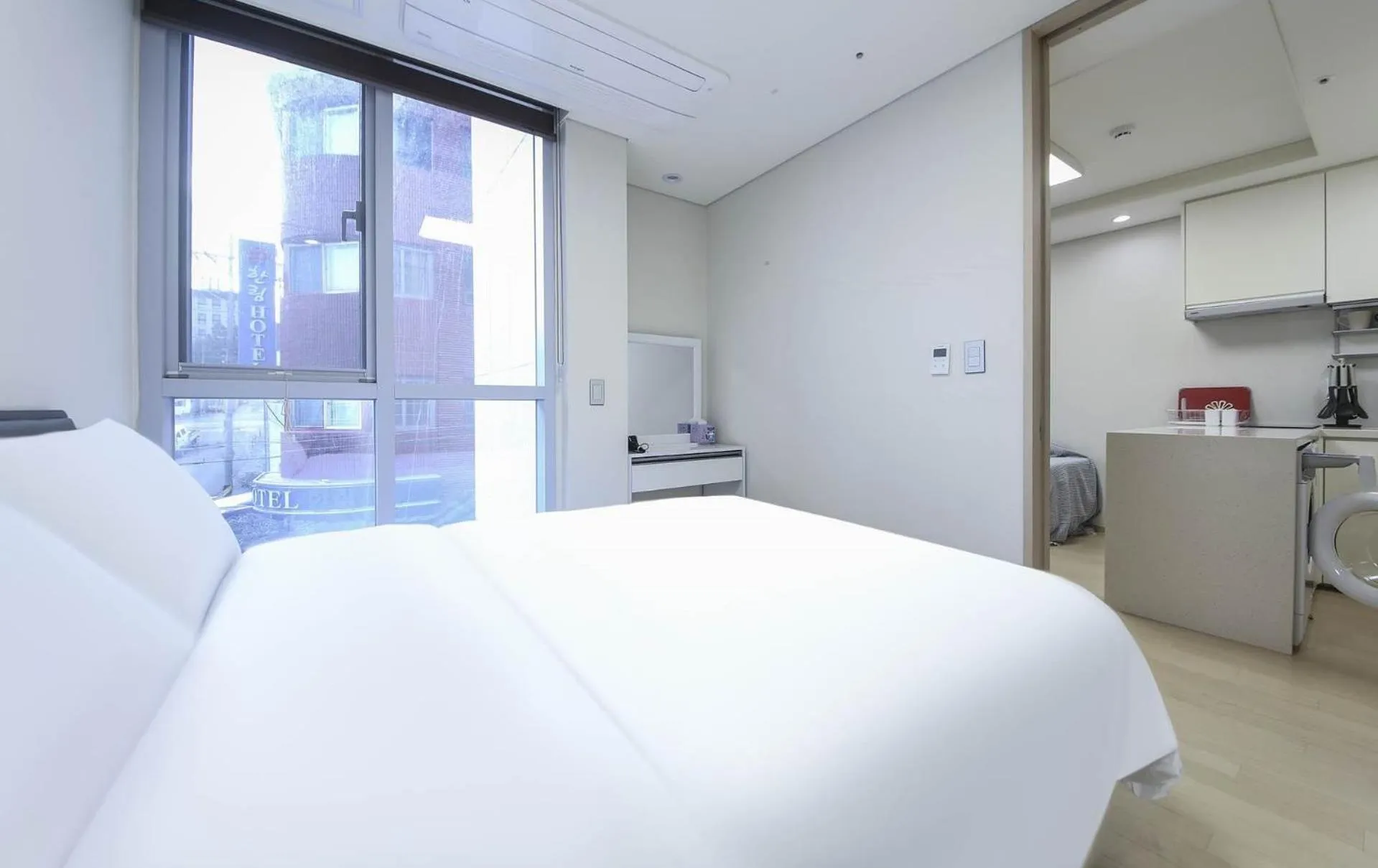 Bed in The Hide City