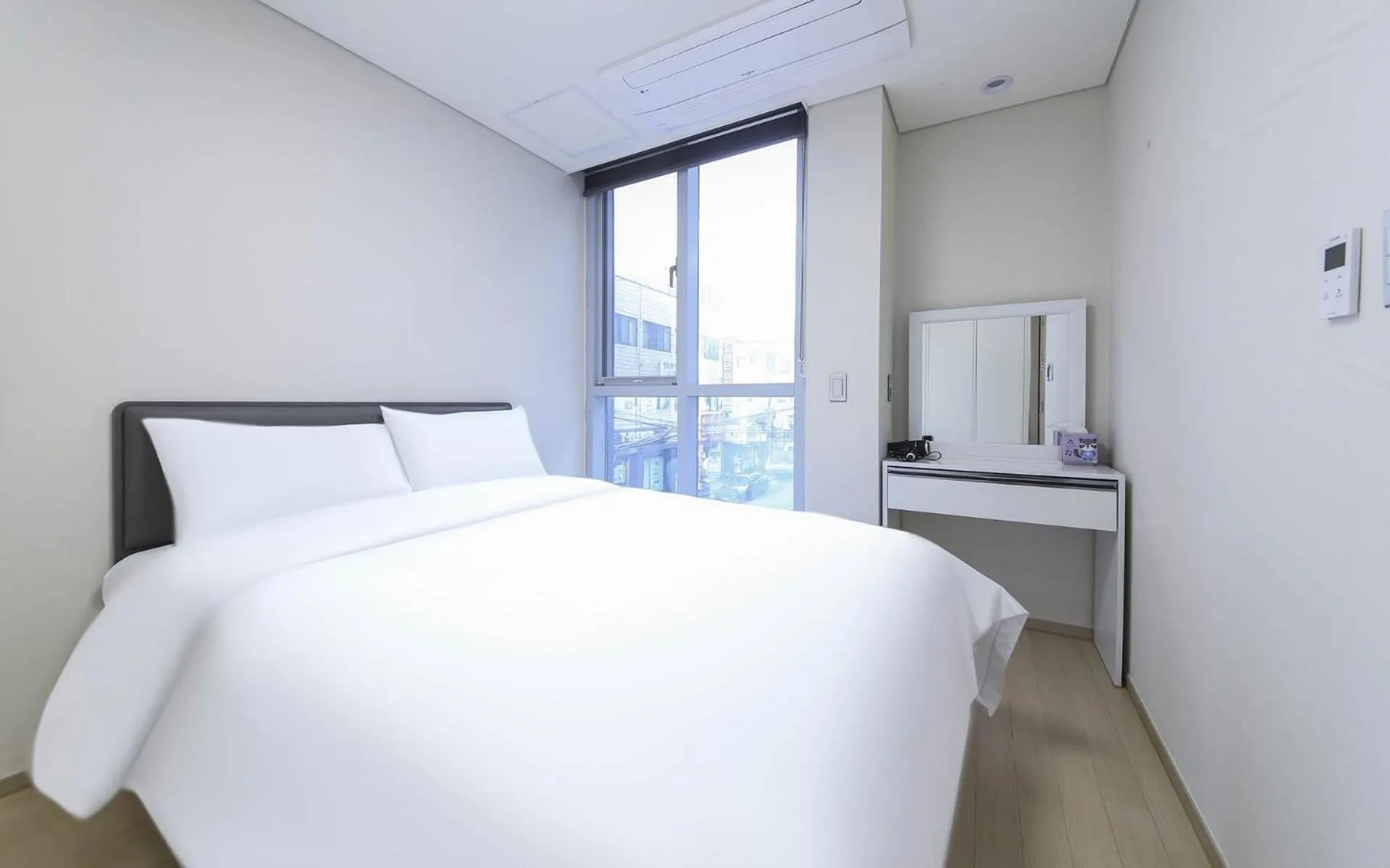 Bed in The Hide City