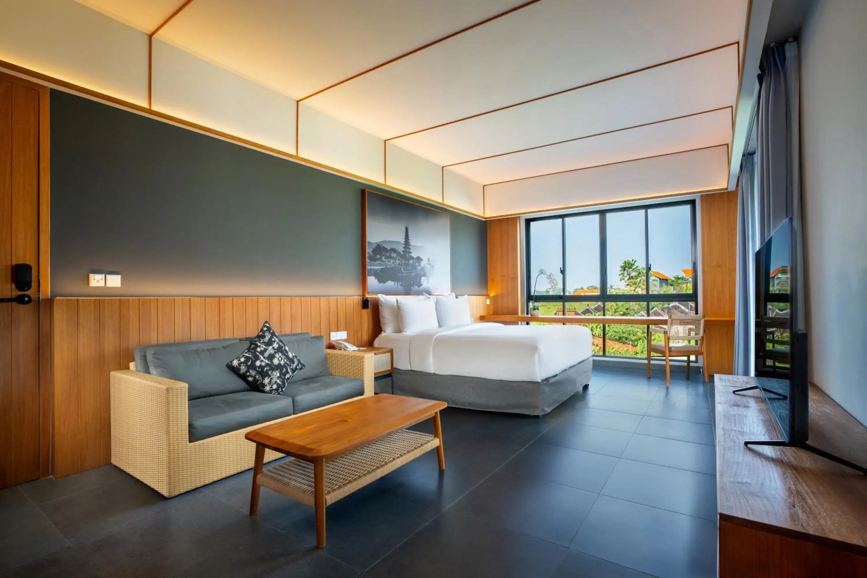 King Suite with Spa Bath in The Line Canggu King Suite with Spa Bath in The Line Canggu