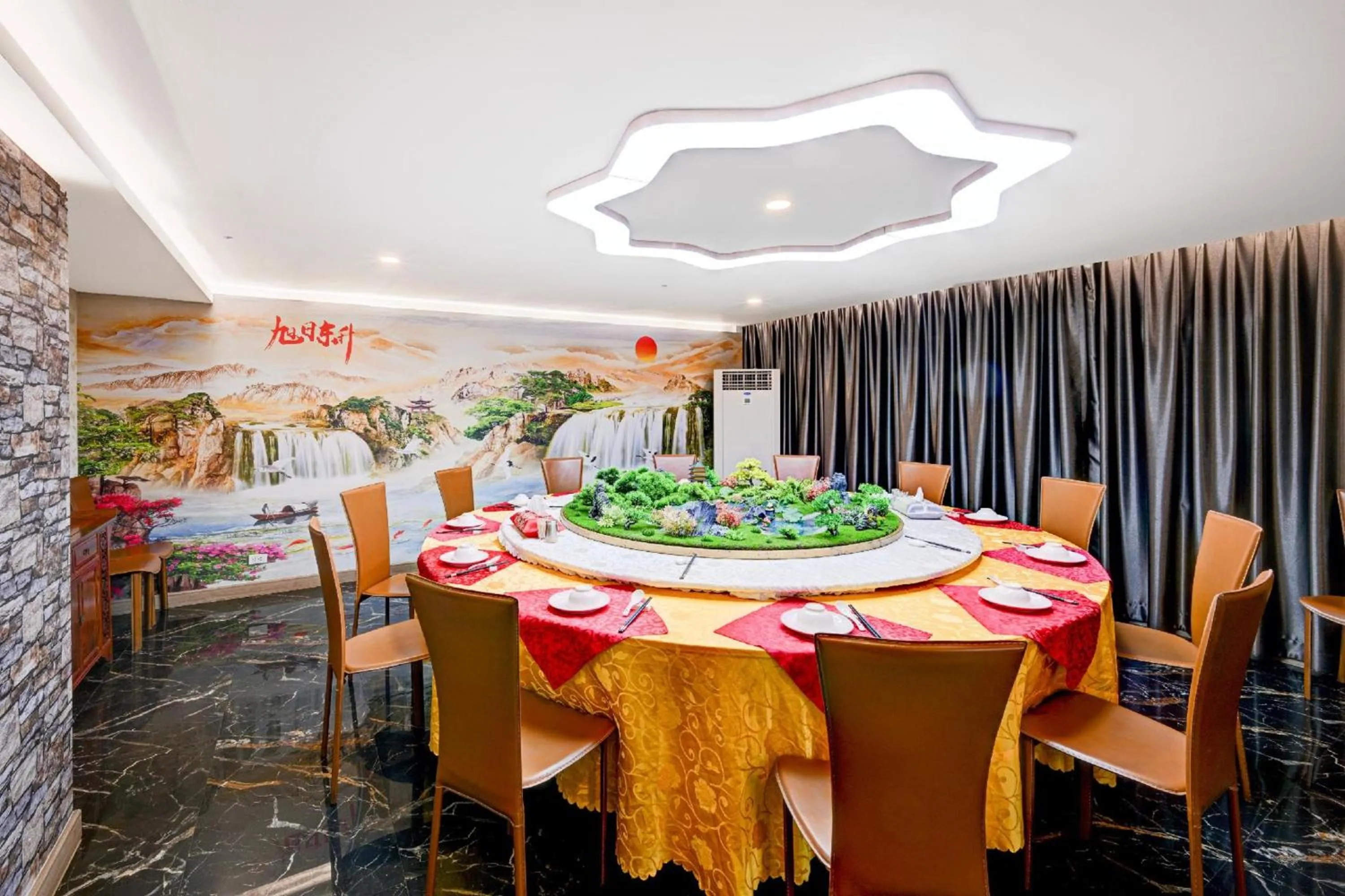 Restaurant/places to eat in Palette The Travellers Hotel Bangkok