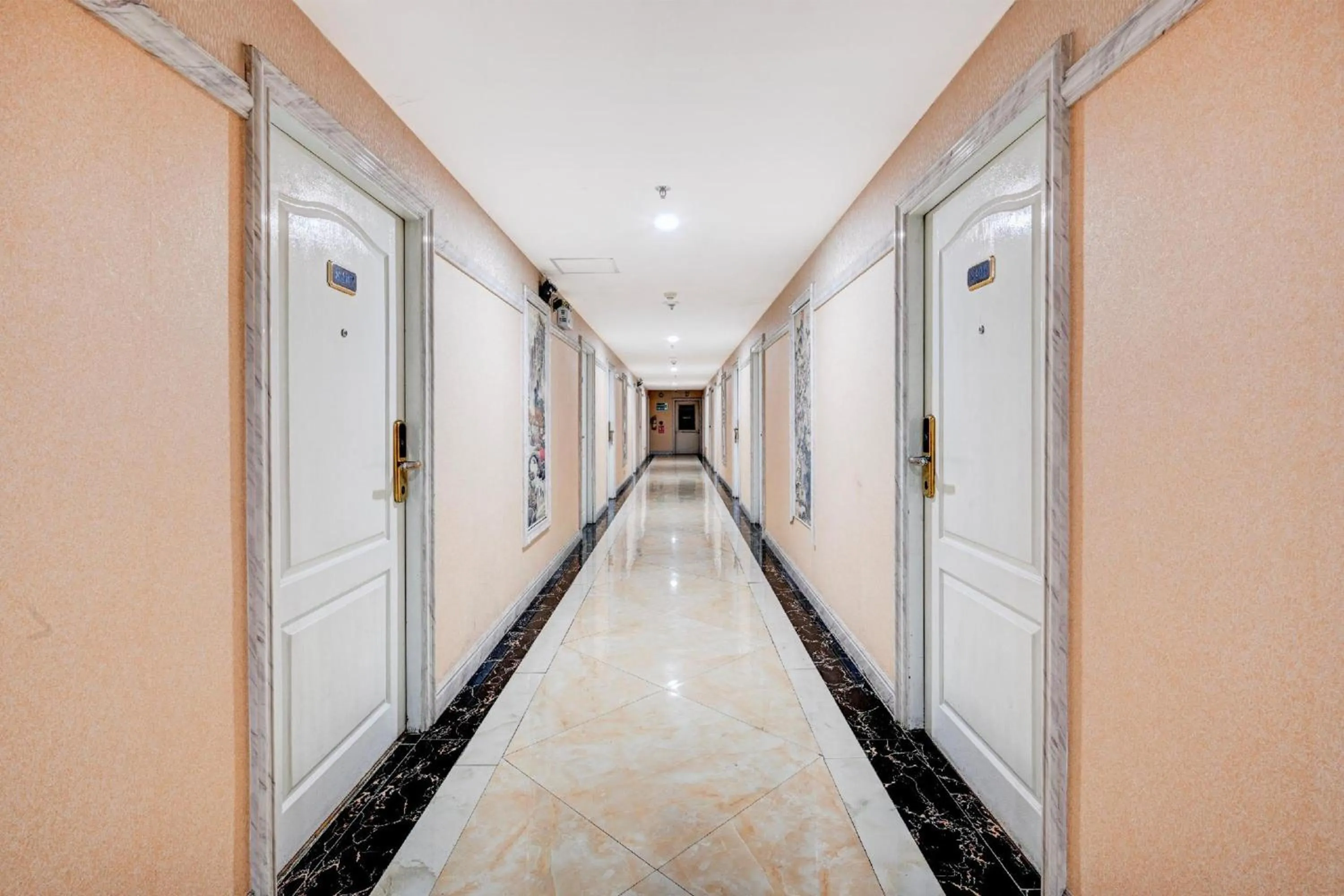 Lobby or reception in Palette The Travellers Hotel Bangkok