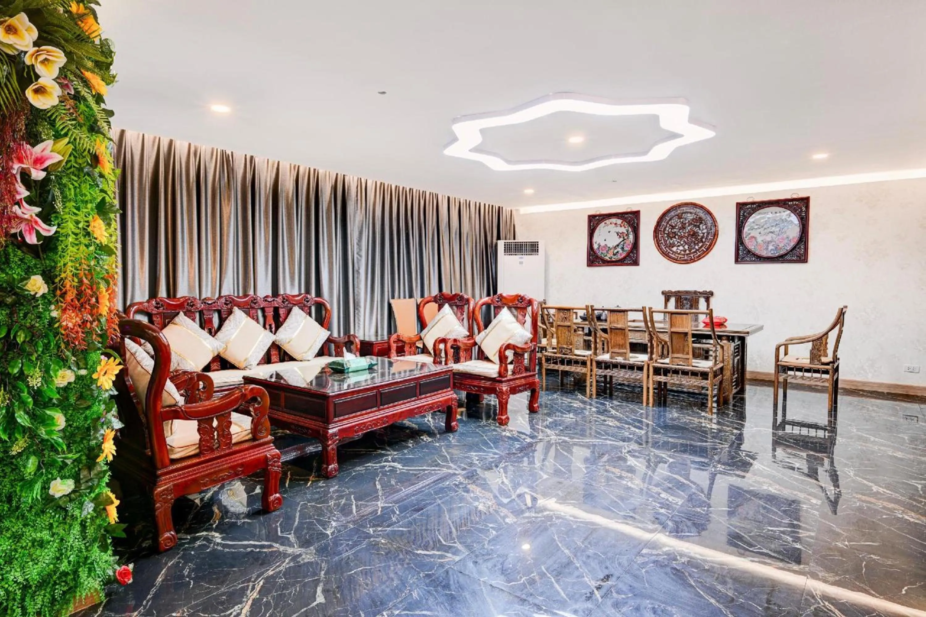 Restaurant/places to eat in Palette The Travellers Hotel Bangkok