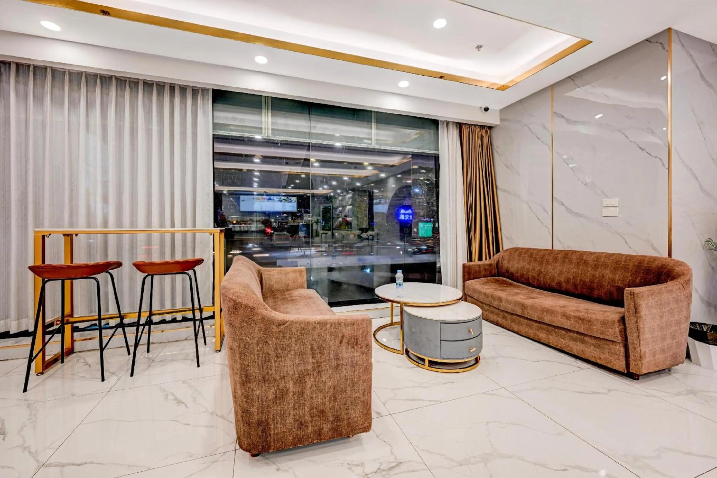 Lobby or reception in Palette The Travellers Hotel Bangkok