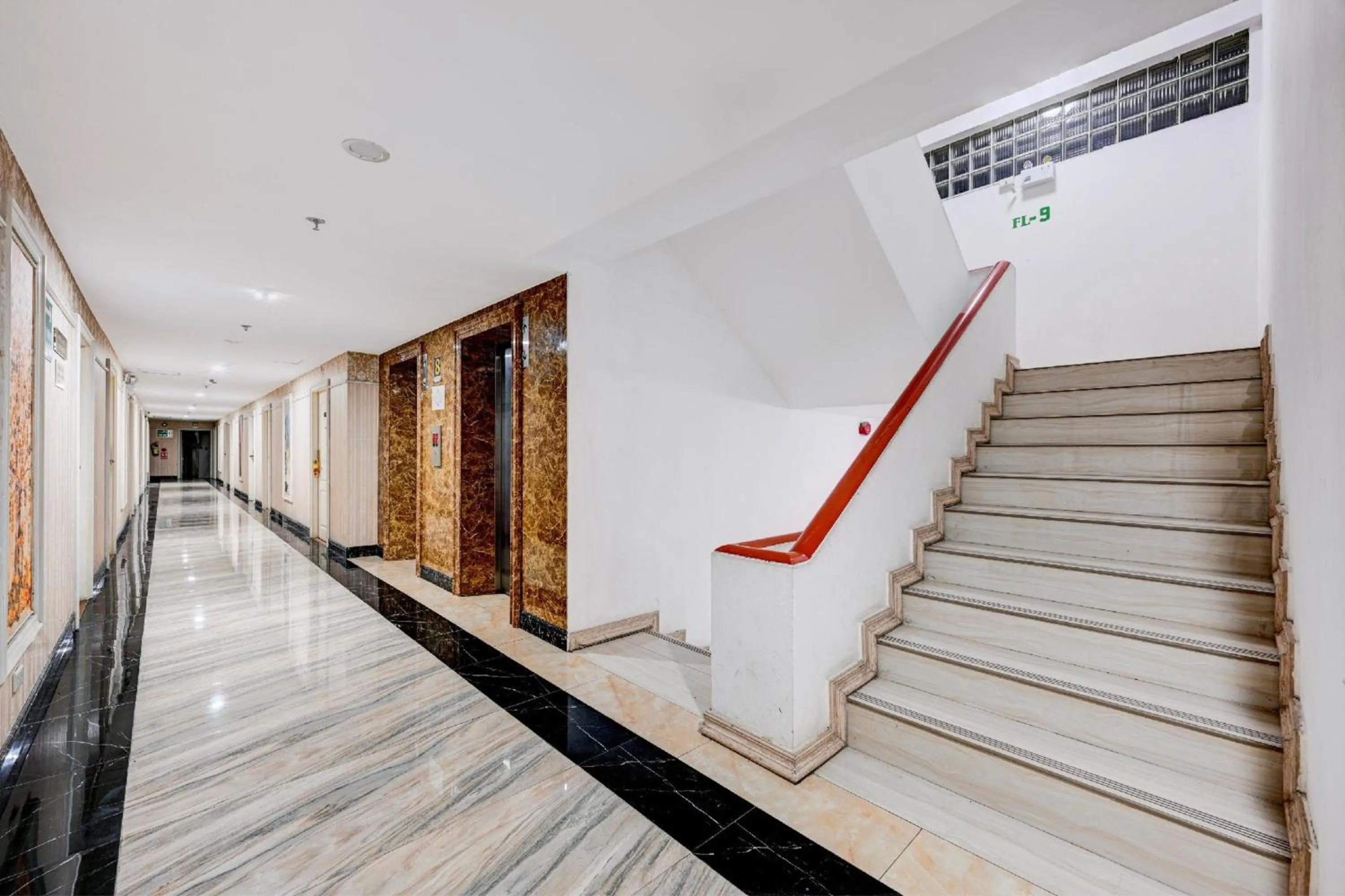 Lobby or reception in Palette The Travellers Hotel Bangkok