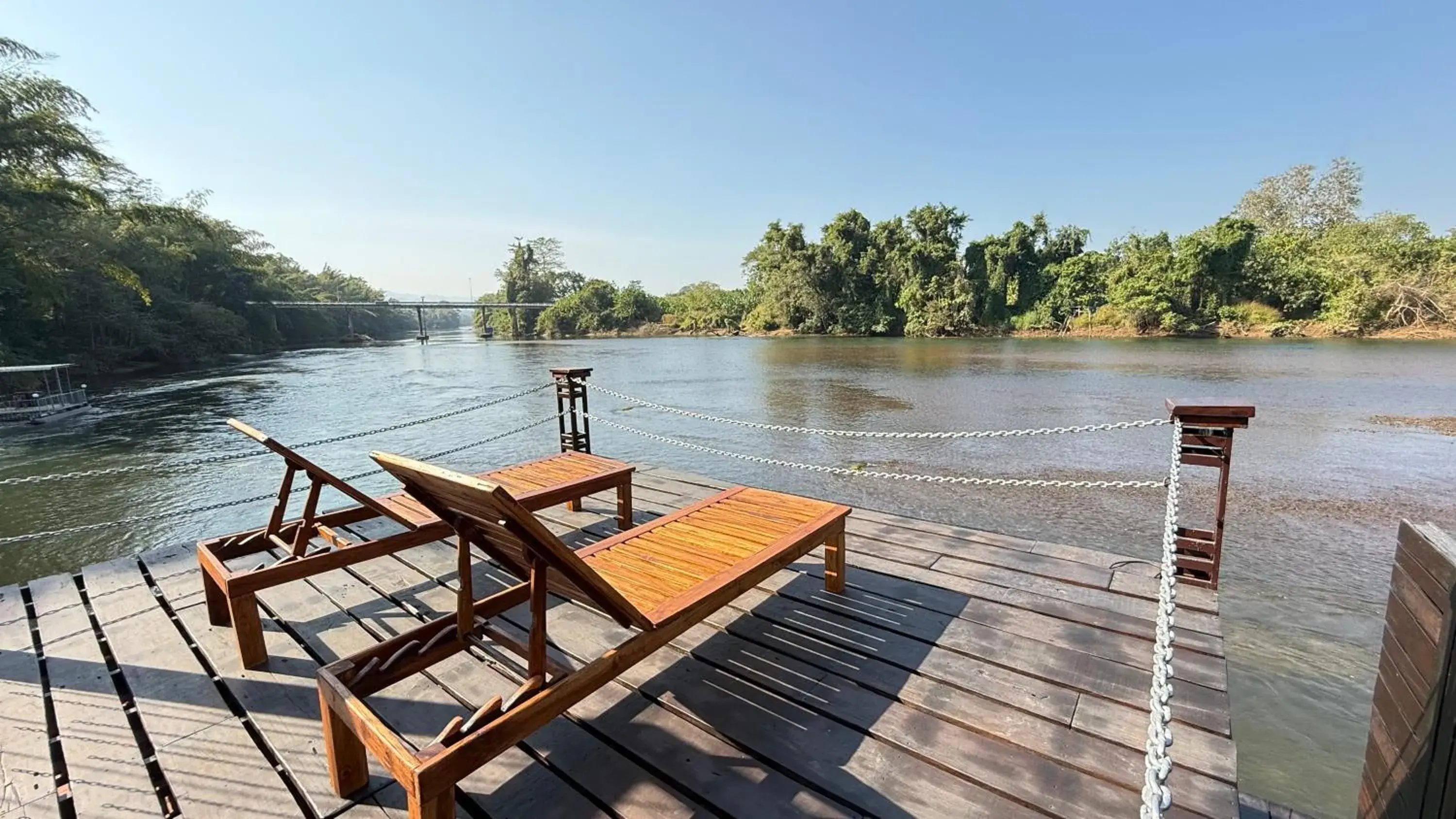 Kawarin Suite Raft 1 in Kawarin River Exclusive Hotel & Resort Kawarin Suite Raft 1 in Kawarin River Exclusive Hotel & Resort